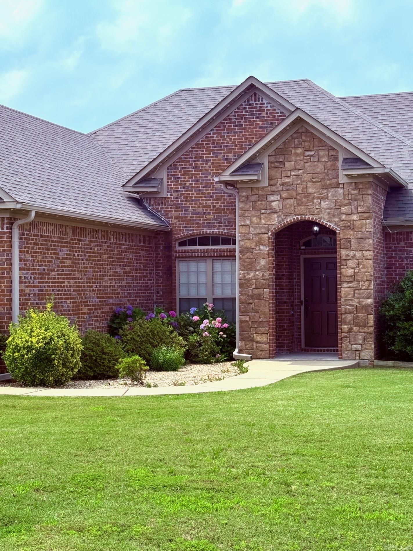 5  Savage Lane  Greenbrier, AR