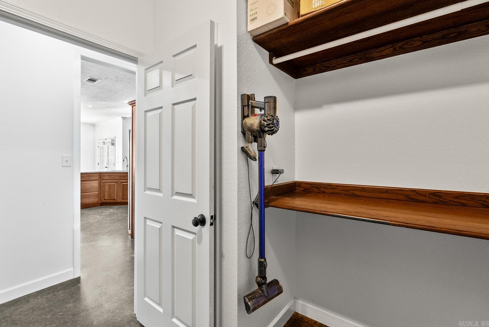 5  Savage Lane  Greenbrier, AR