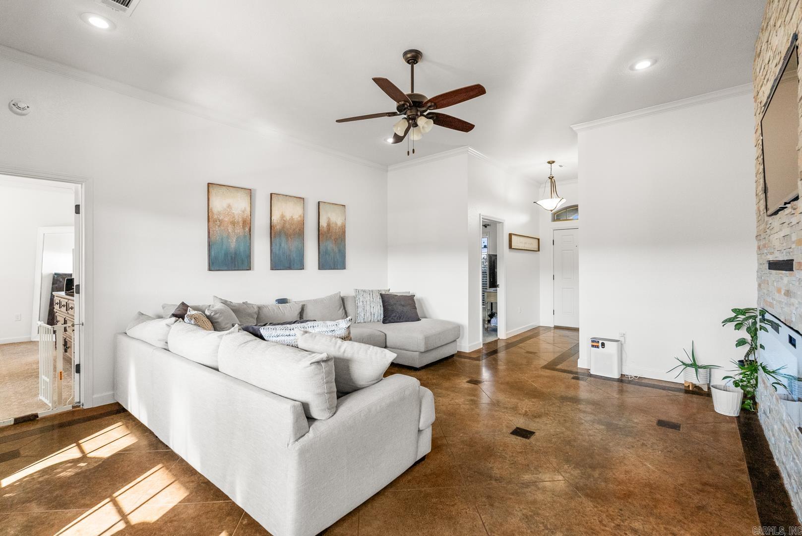 5  Savage Lane  Greenbrier, AR