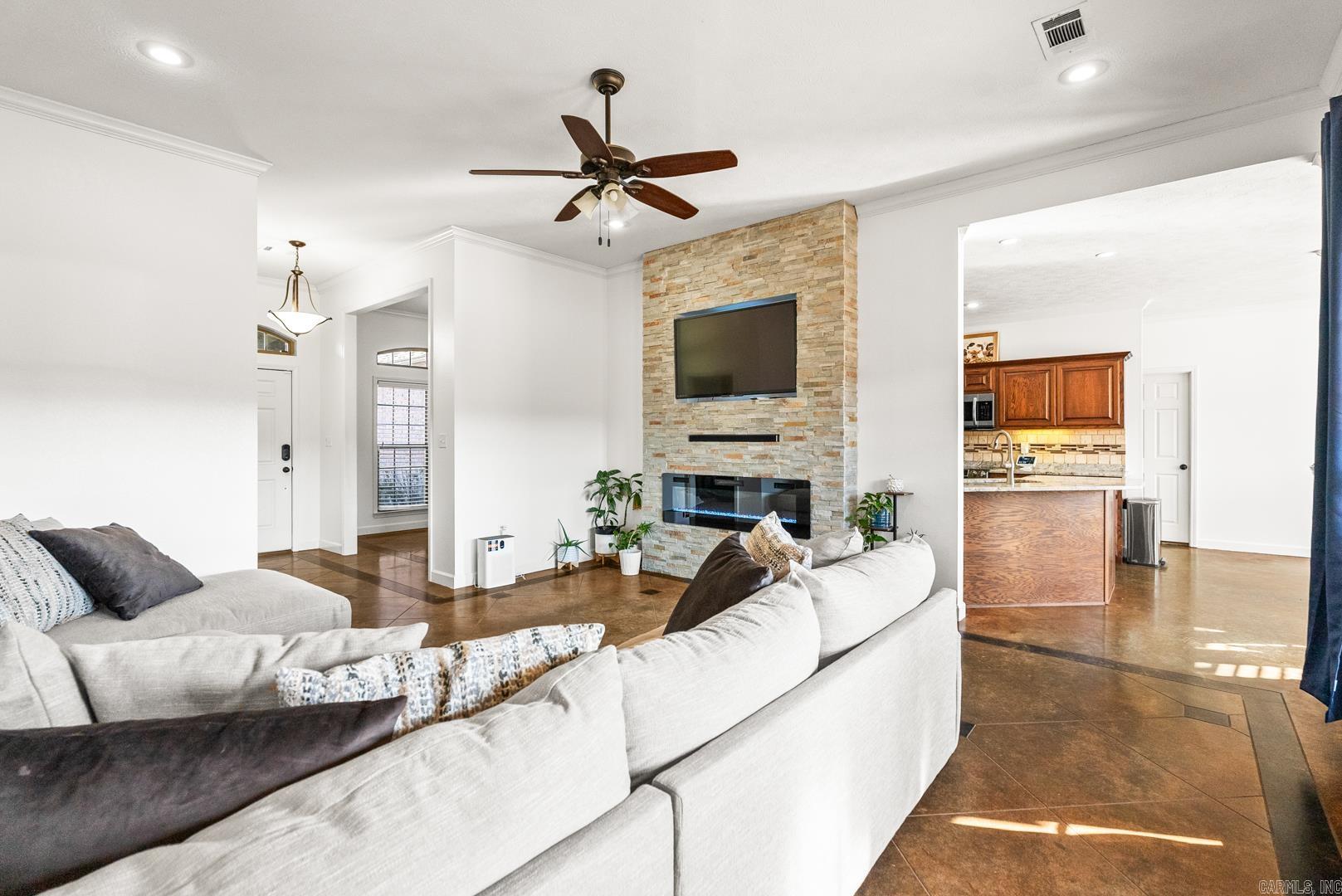 5  Savage Lane  Greenbrier, AR