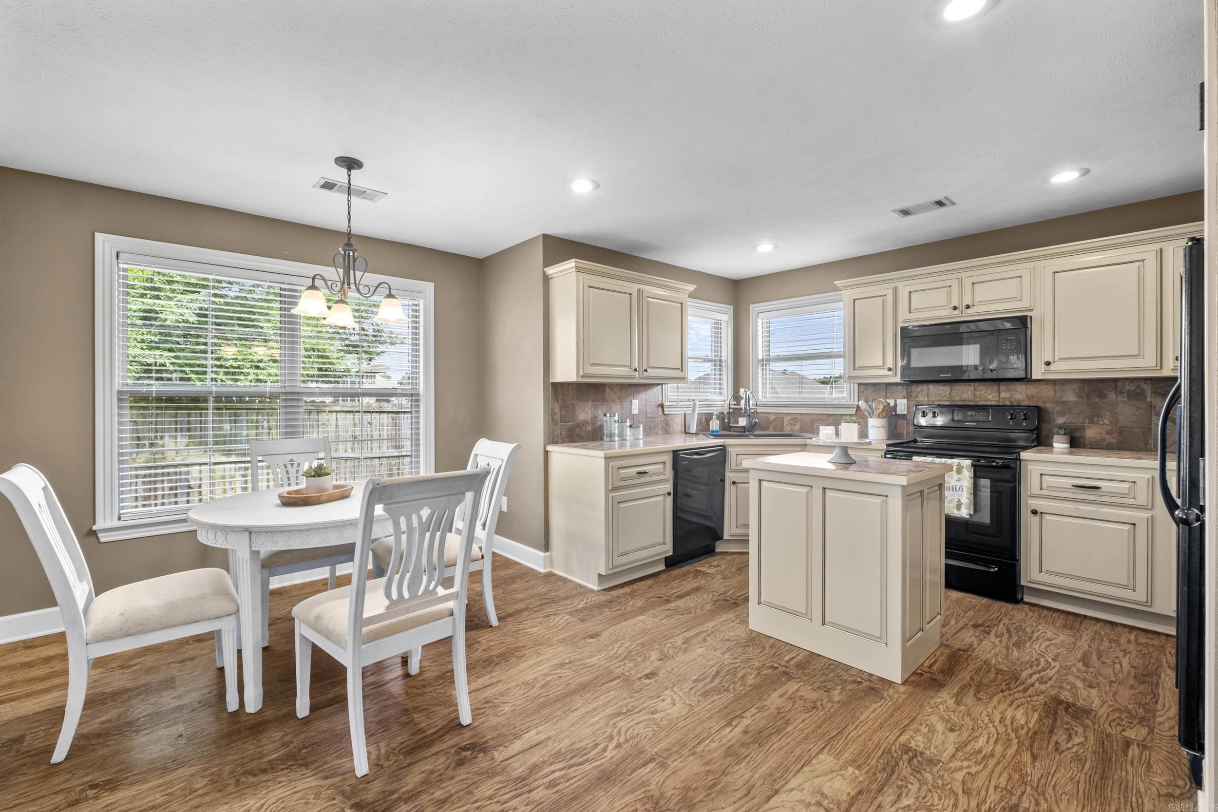 511  Samuel Loyce  Searcy, AR
