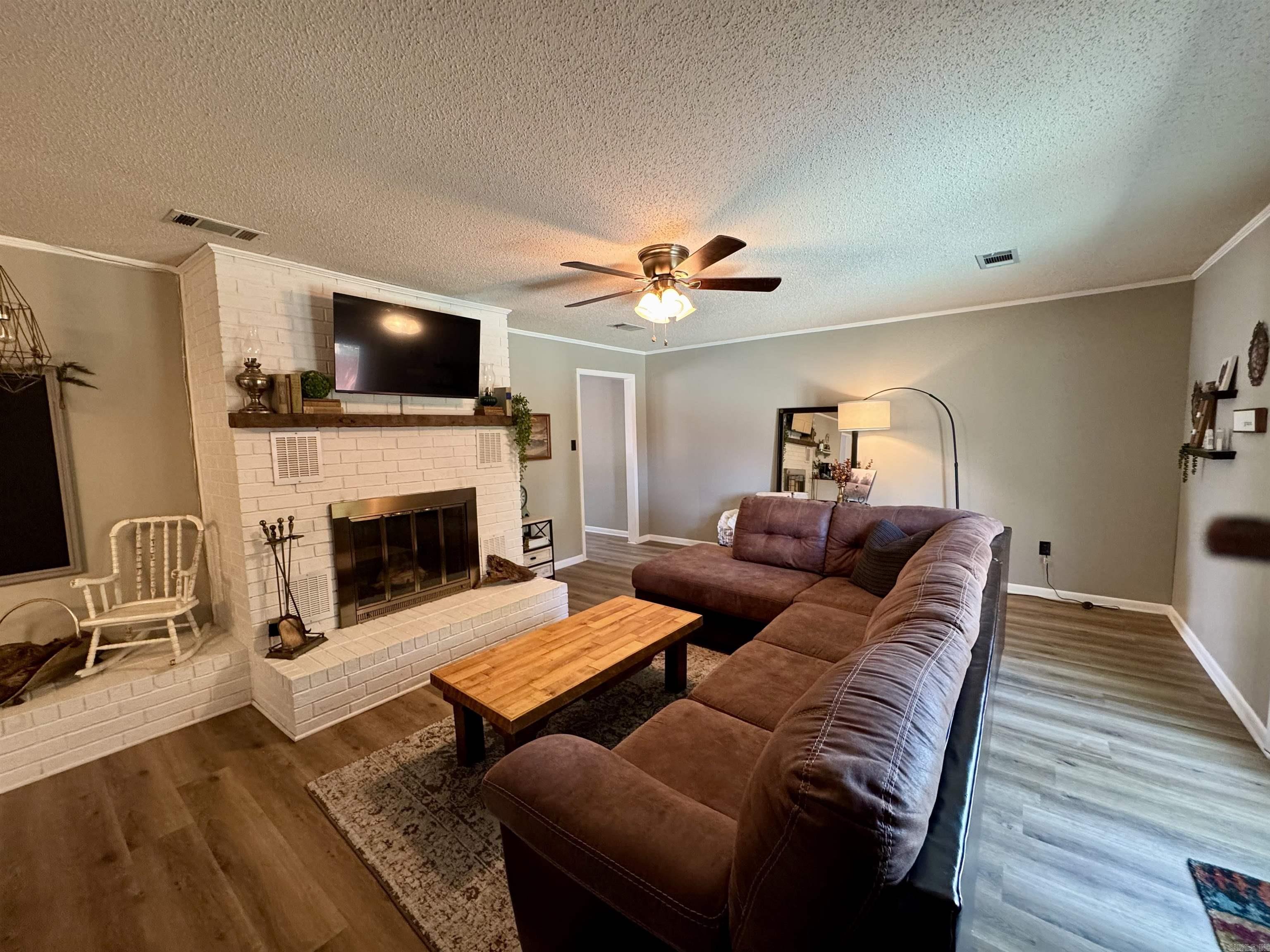7  Sherwood Loop  Searcy, AR