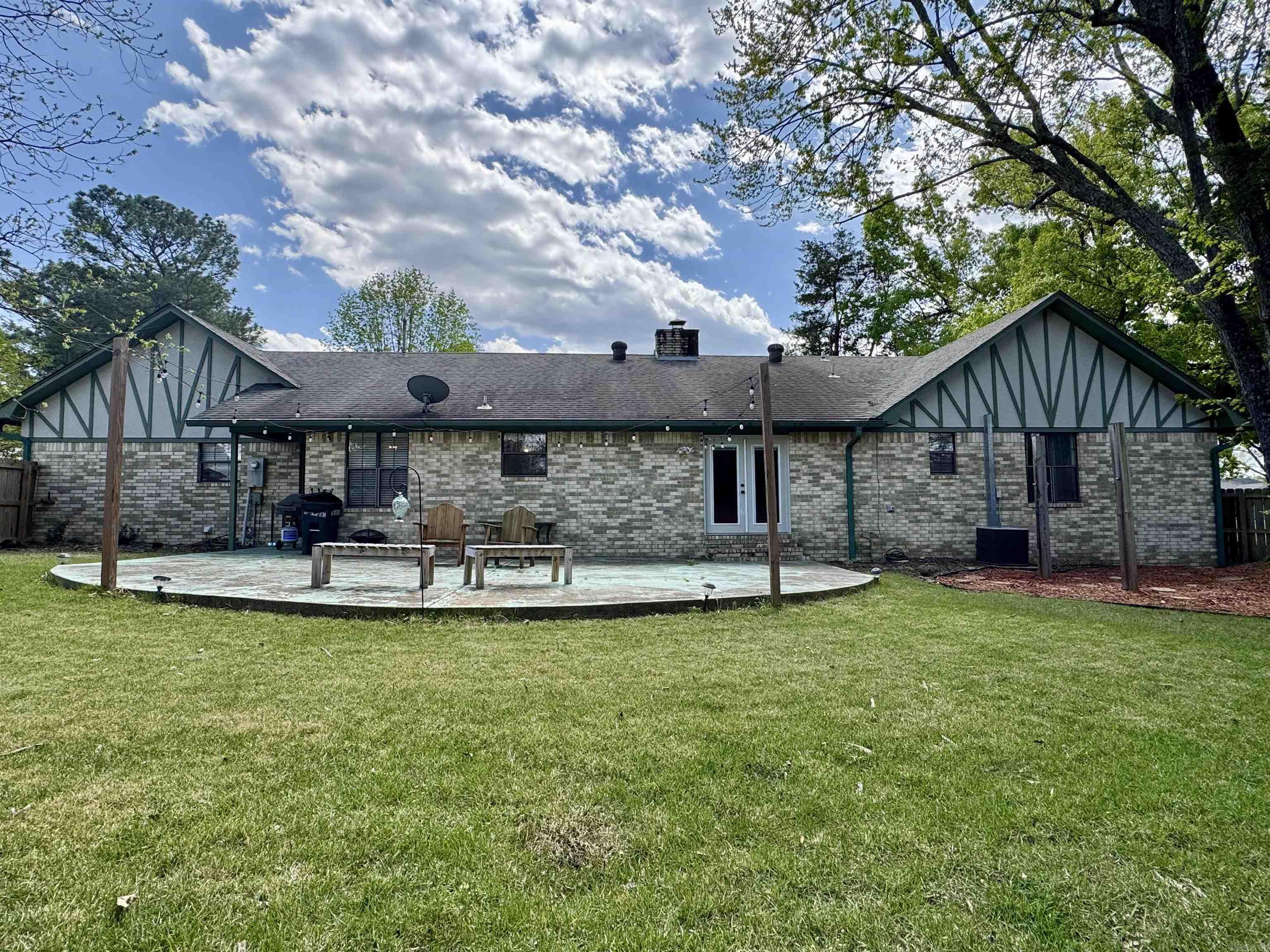7  Sherwood Loop  Searcy, AR