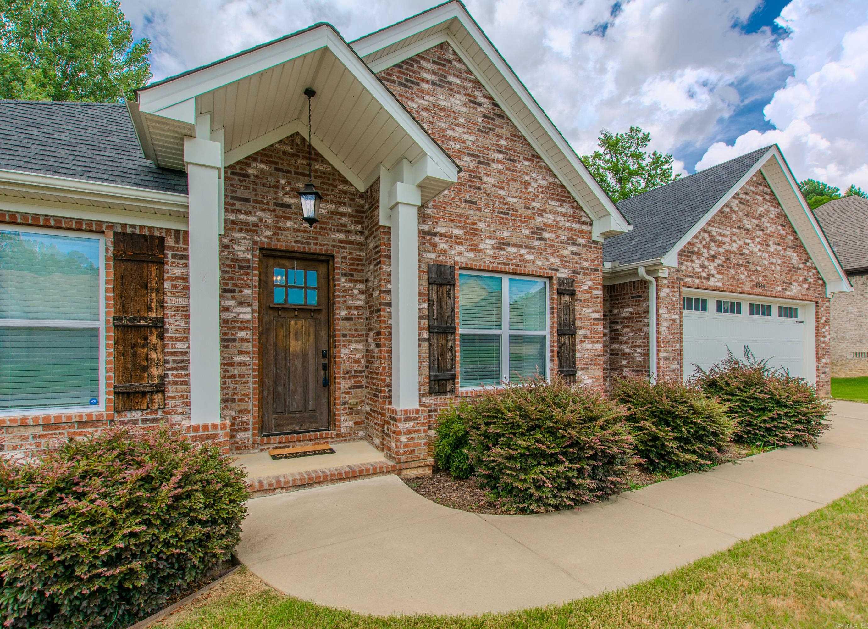 1314 St. Francis Cove  Benton, AR