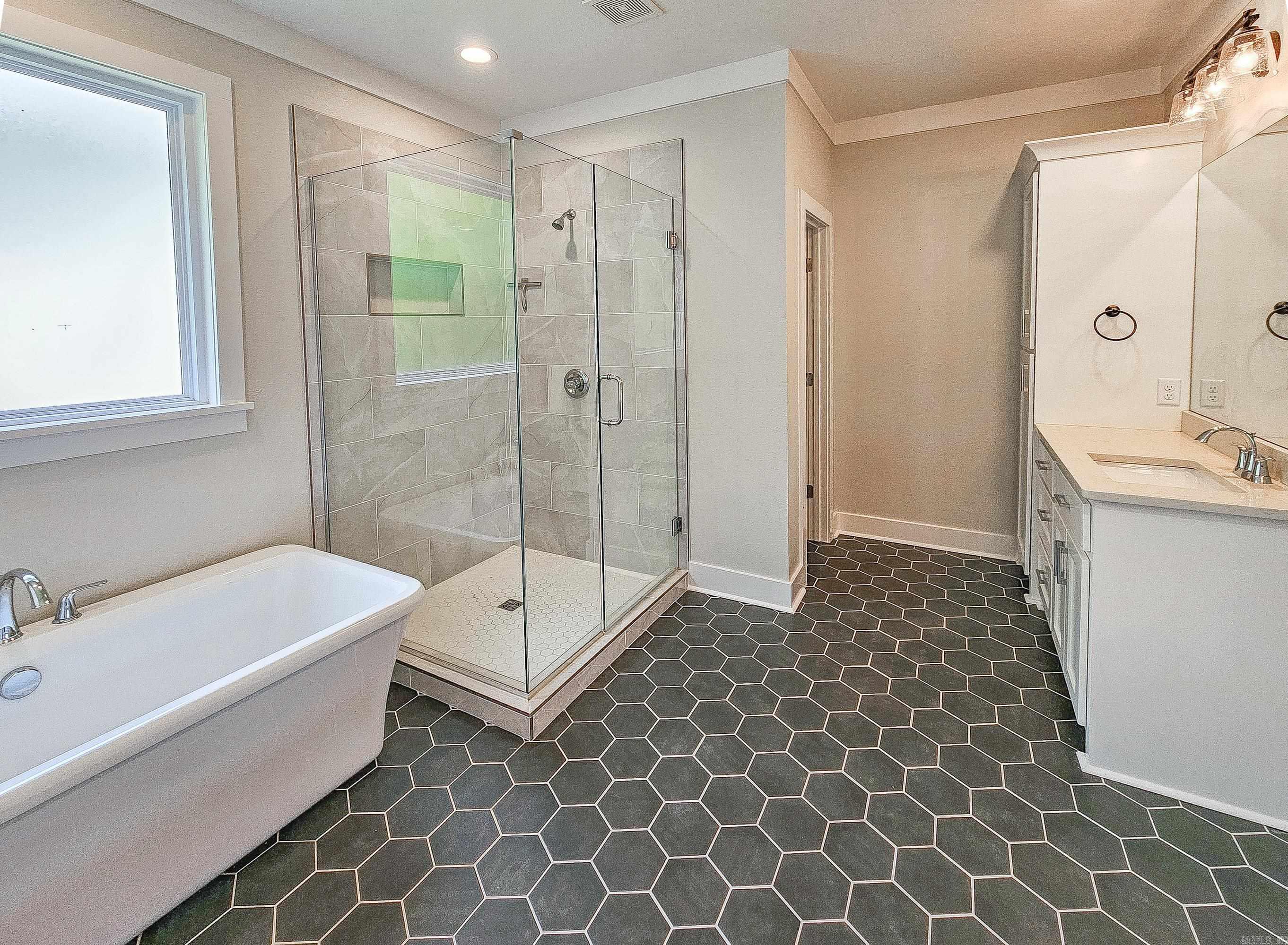 1314 St. Francis Cove  Benton, AR