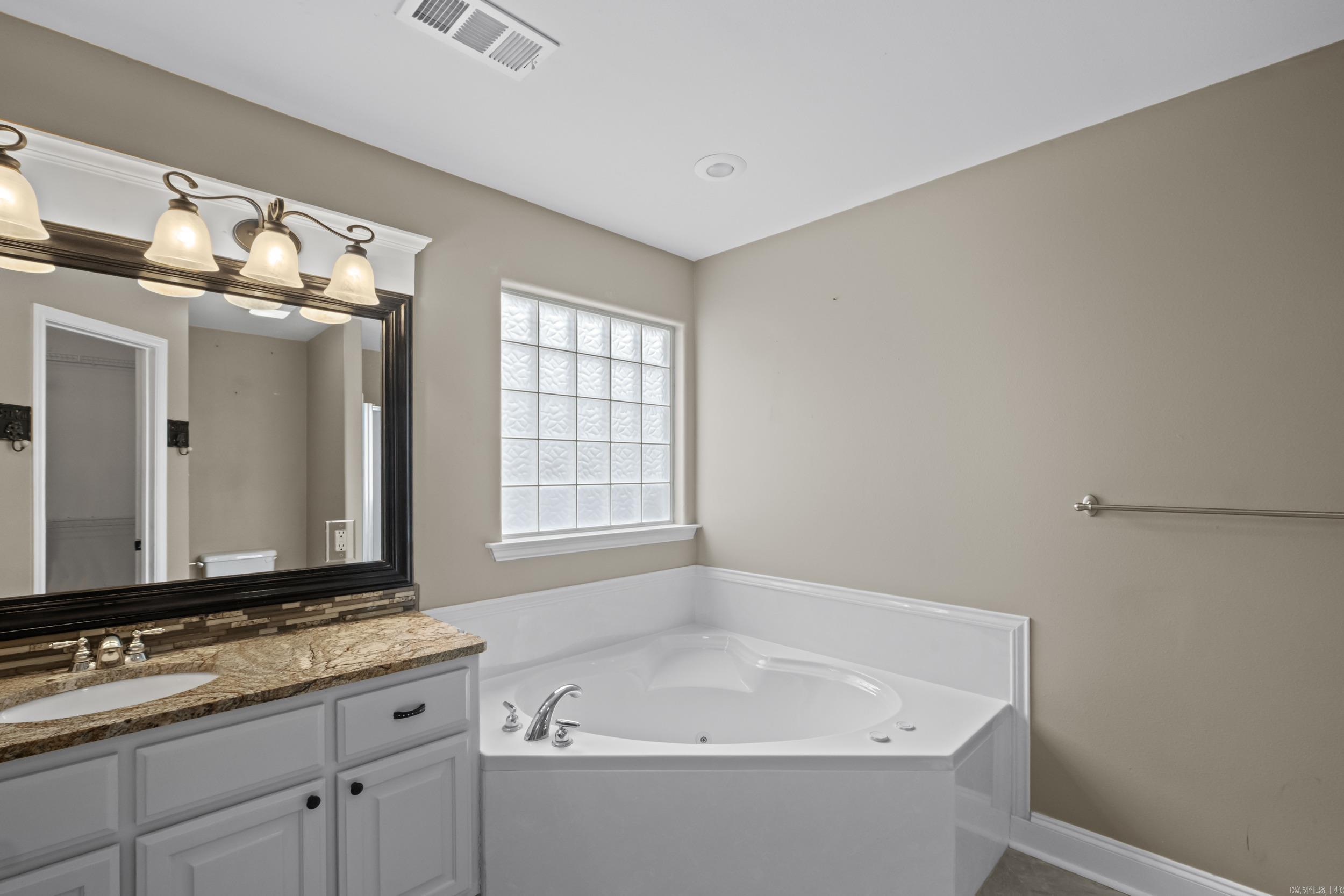 48  Country Village  Cabot, AR