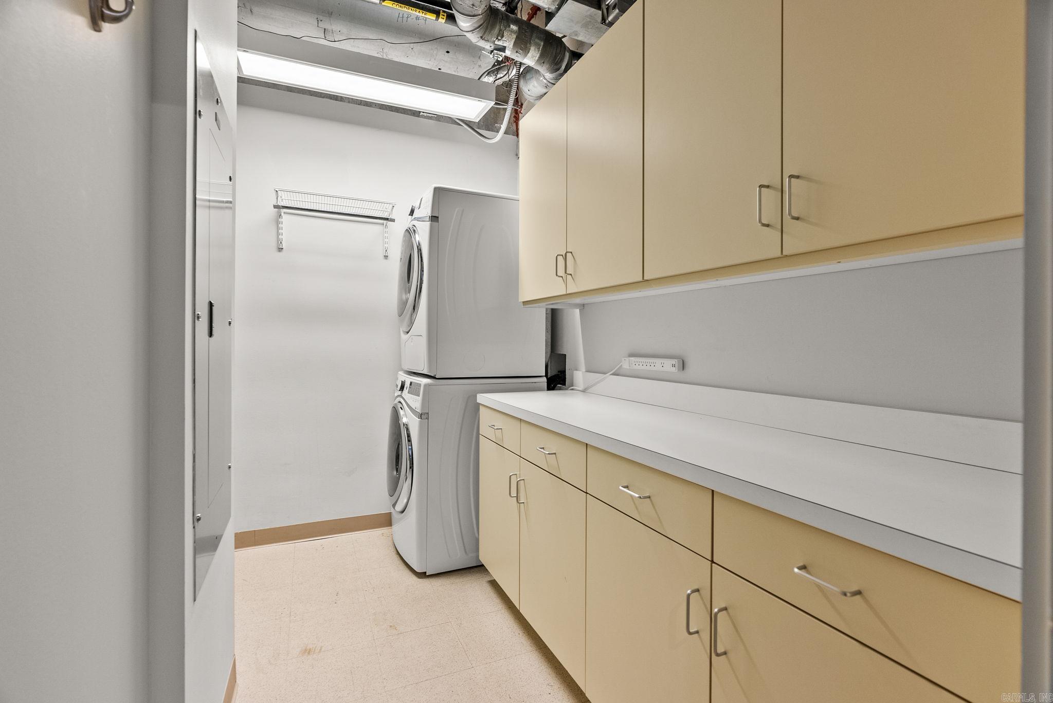 300 E Third #1304  Little Rock, AR