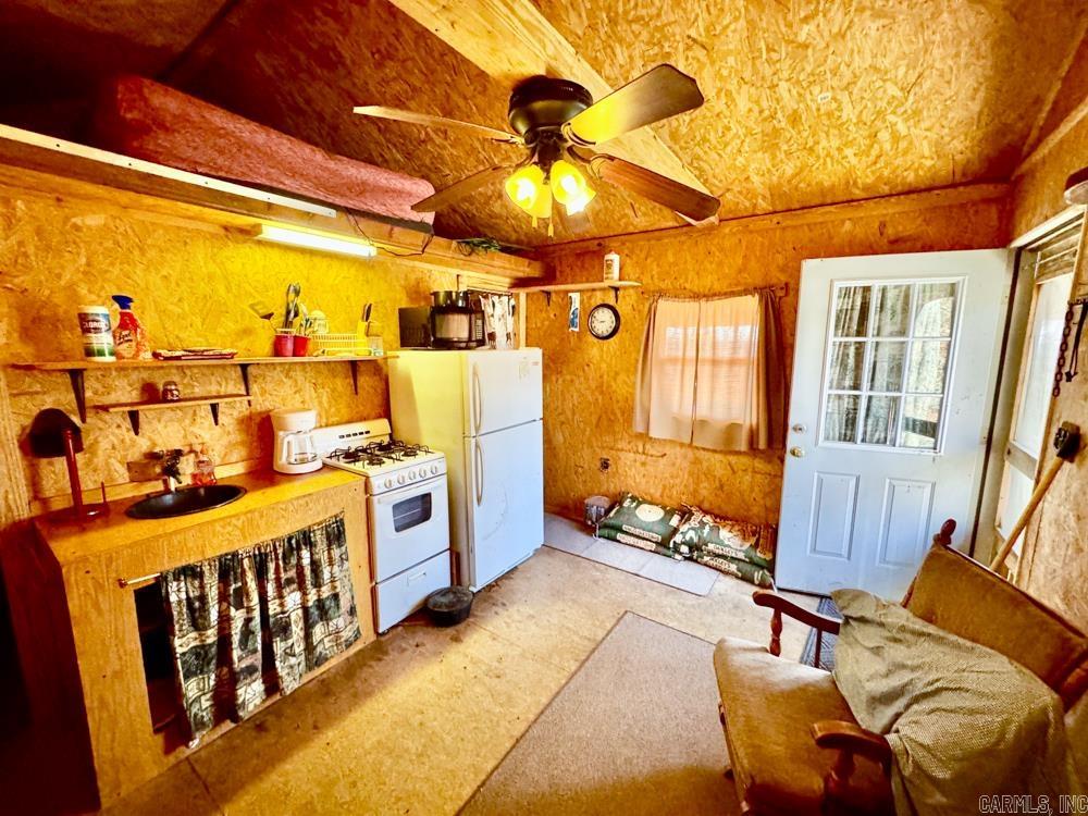 1169  liberty  Leslie, AR