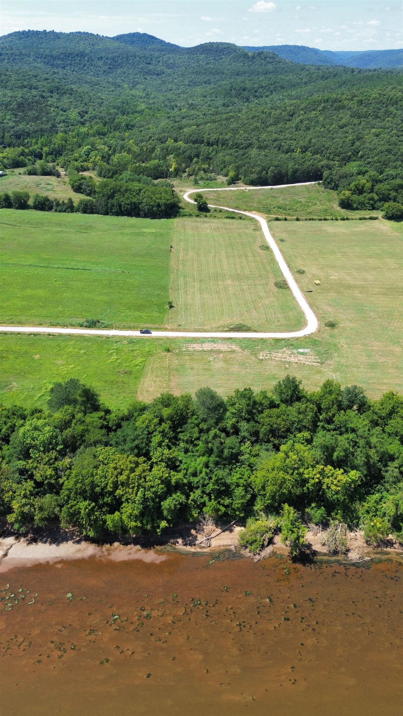 21  Allure Lane  Mountain View, AR