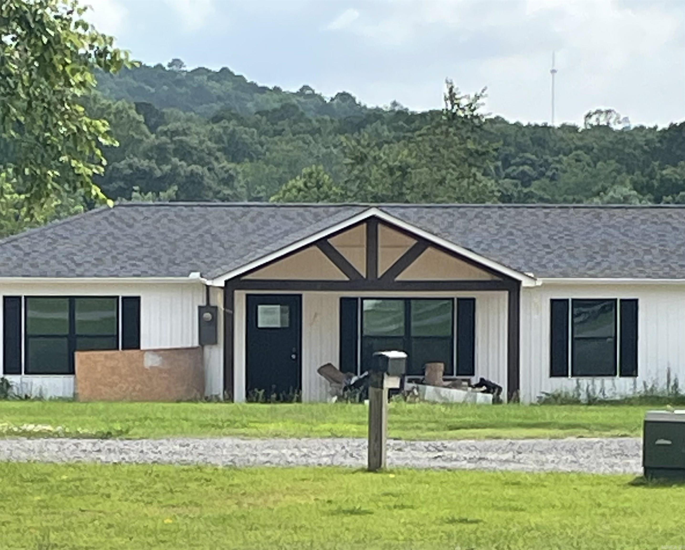 15  Conrad  Higden, AR