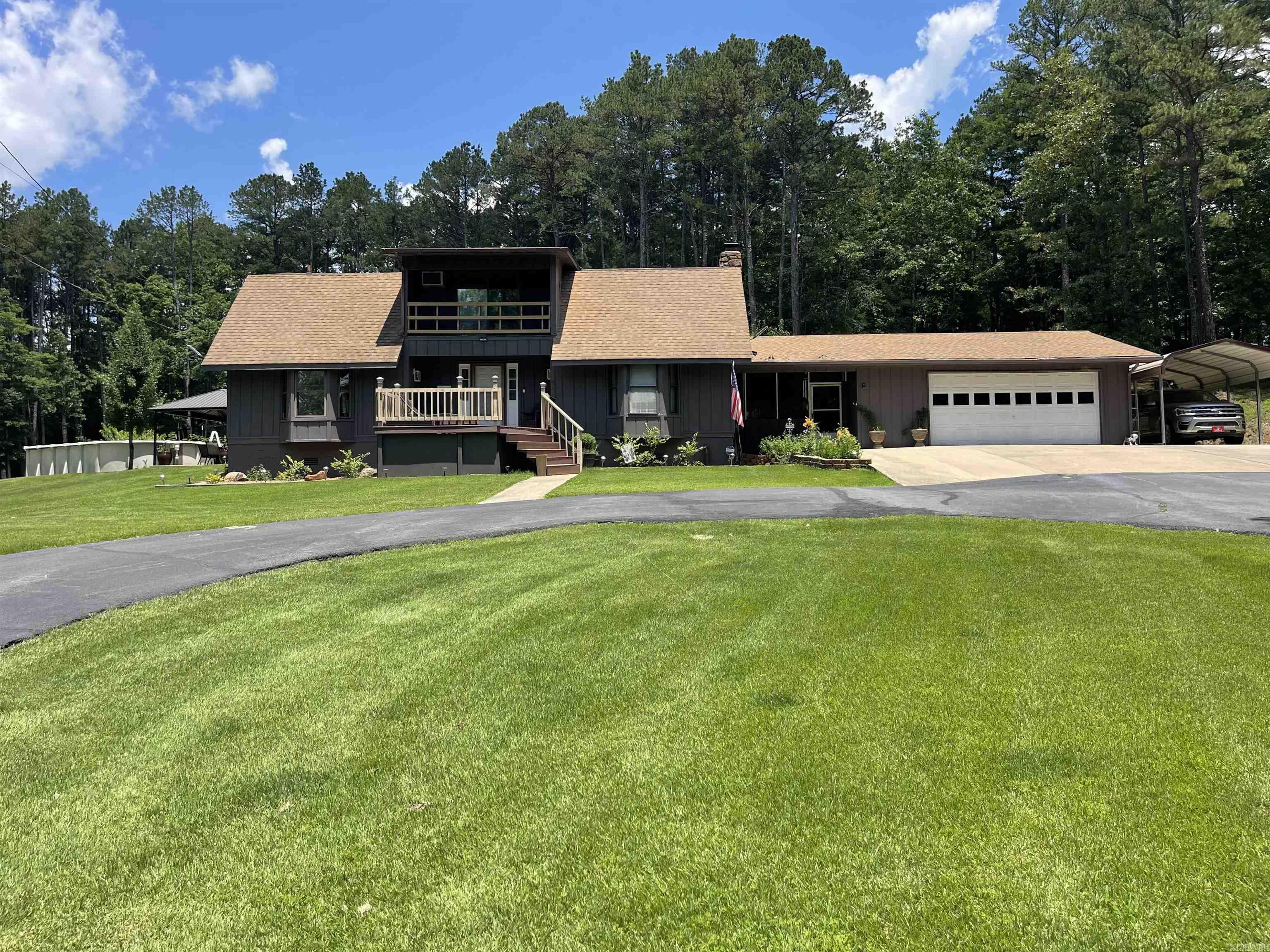 453  Razorback  Clinton, AR