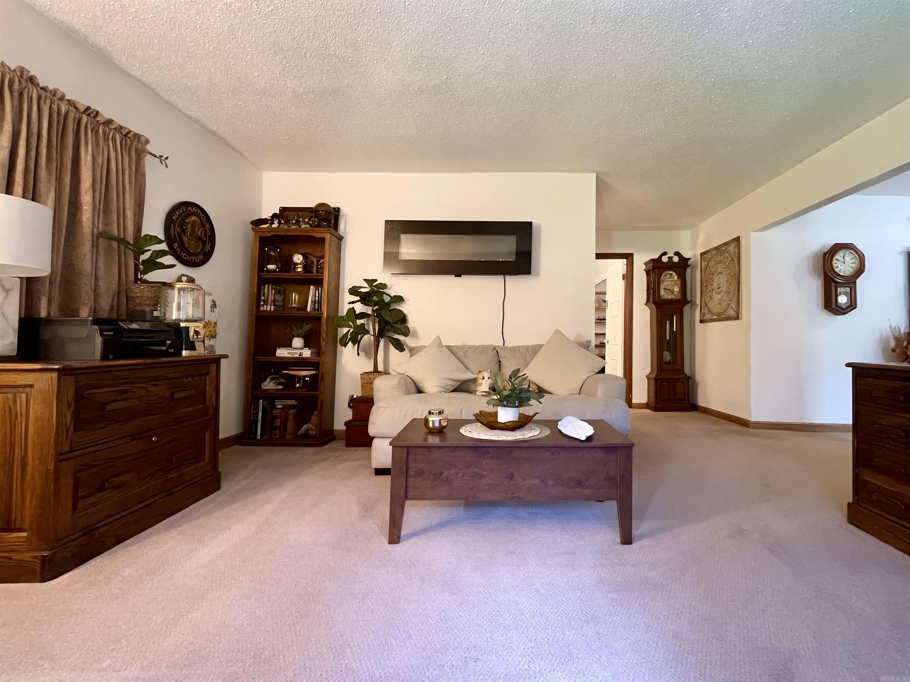 453  Razorback  Clinton, AR