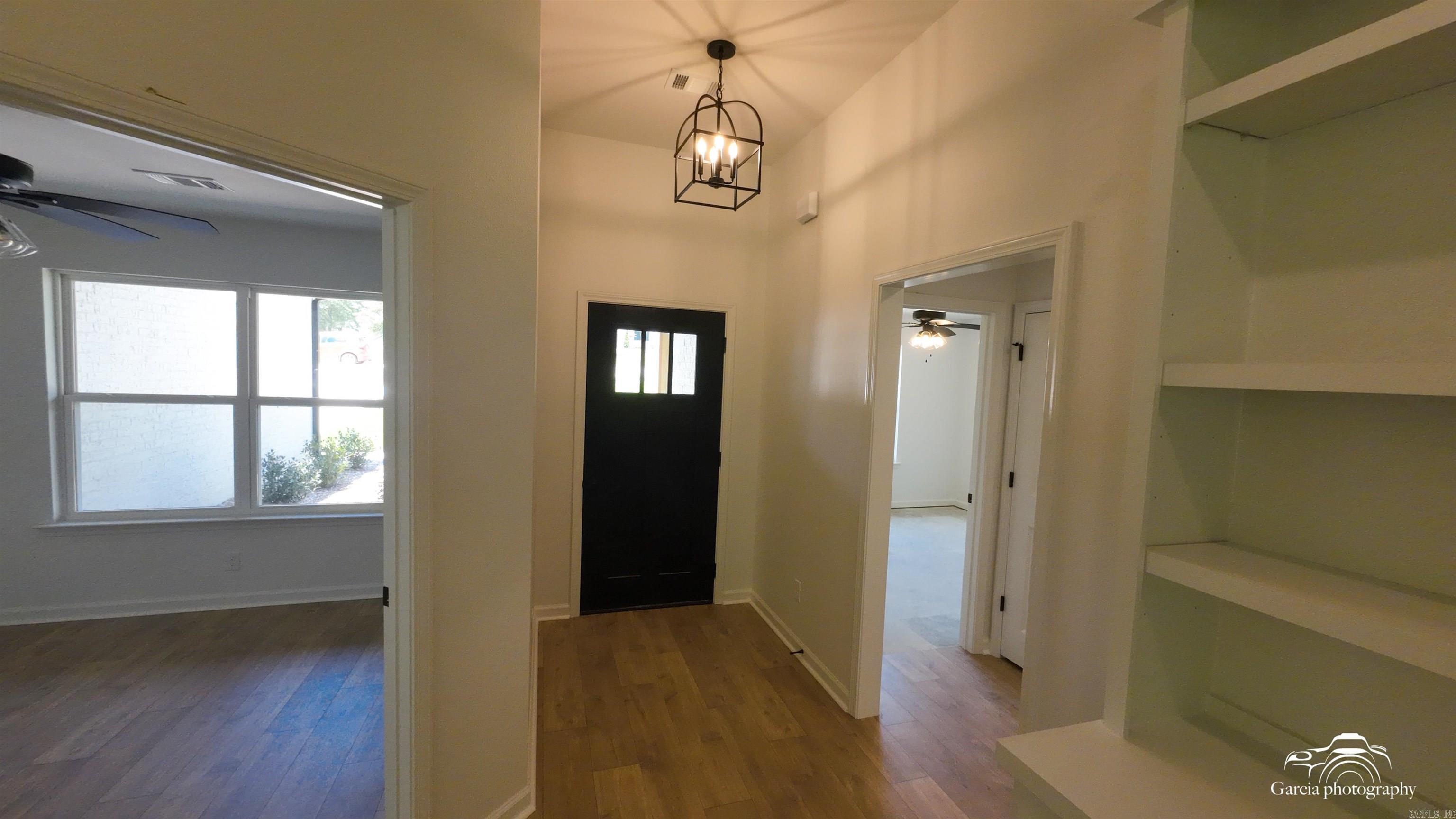 9041 Creek View Bauxite, AR 72011