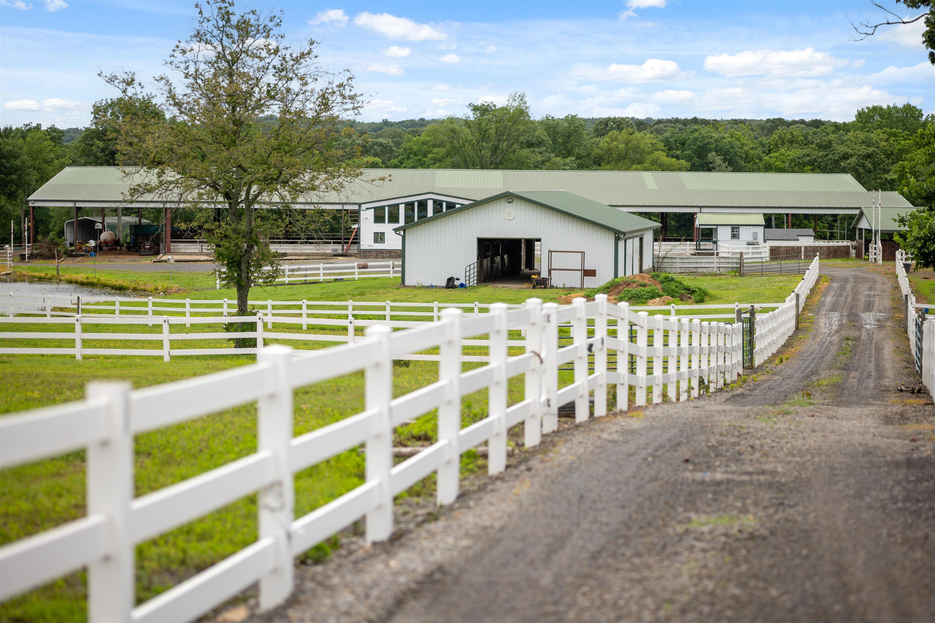337  Meadowbrook  Bee Branch, AR