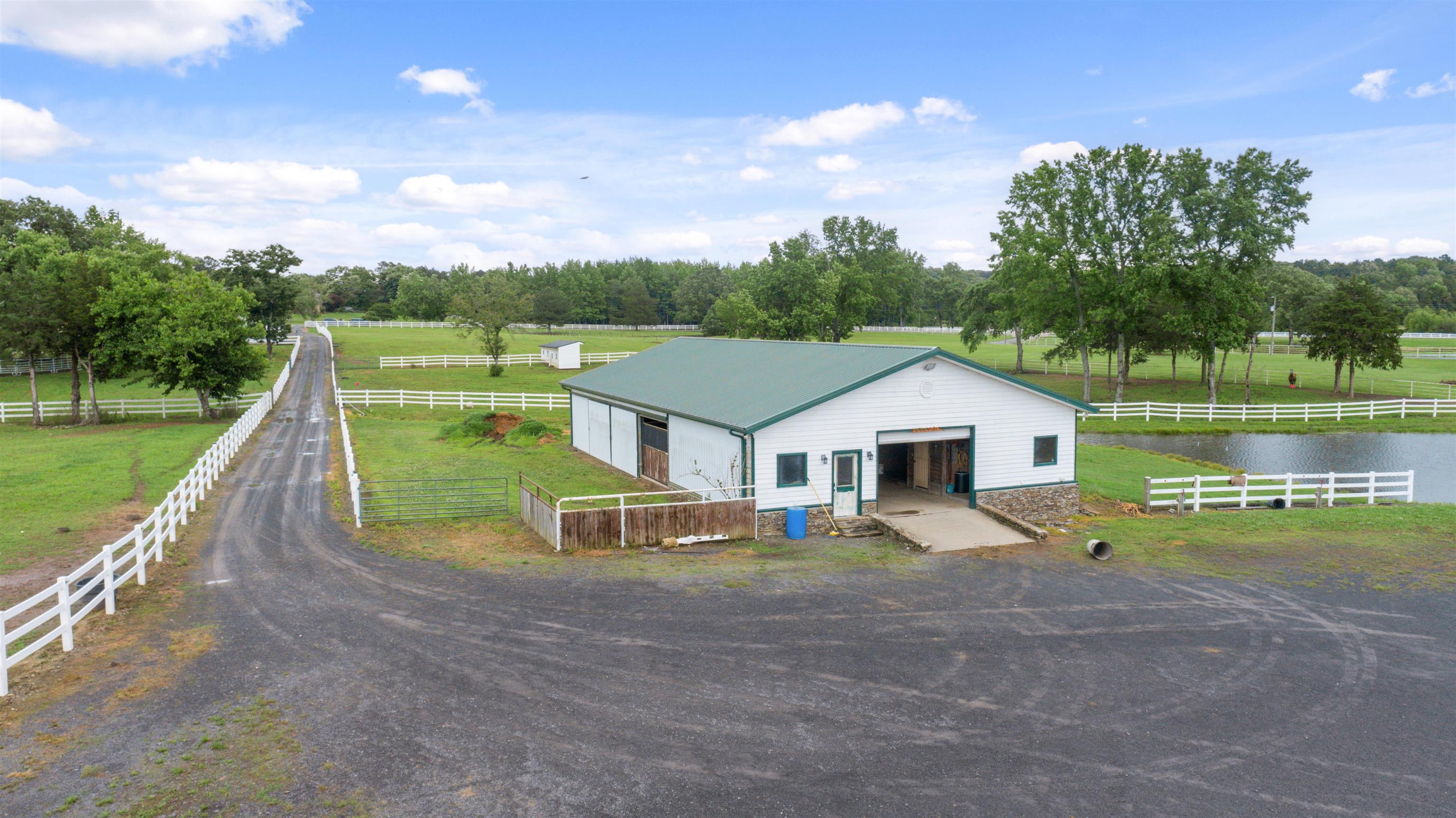 337  Meadowbrook  Bee Branch, AR