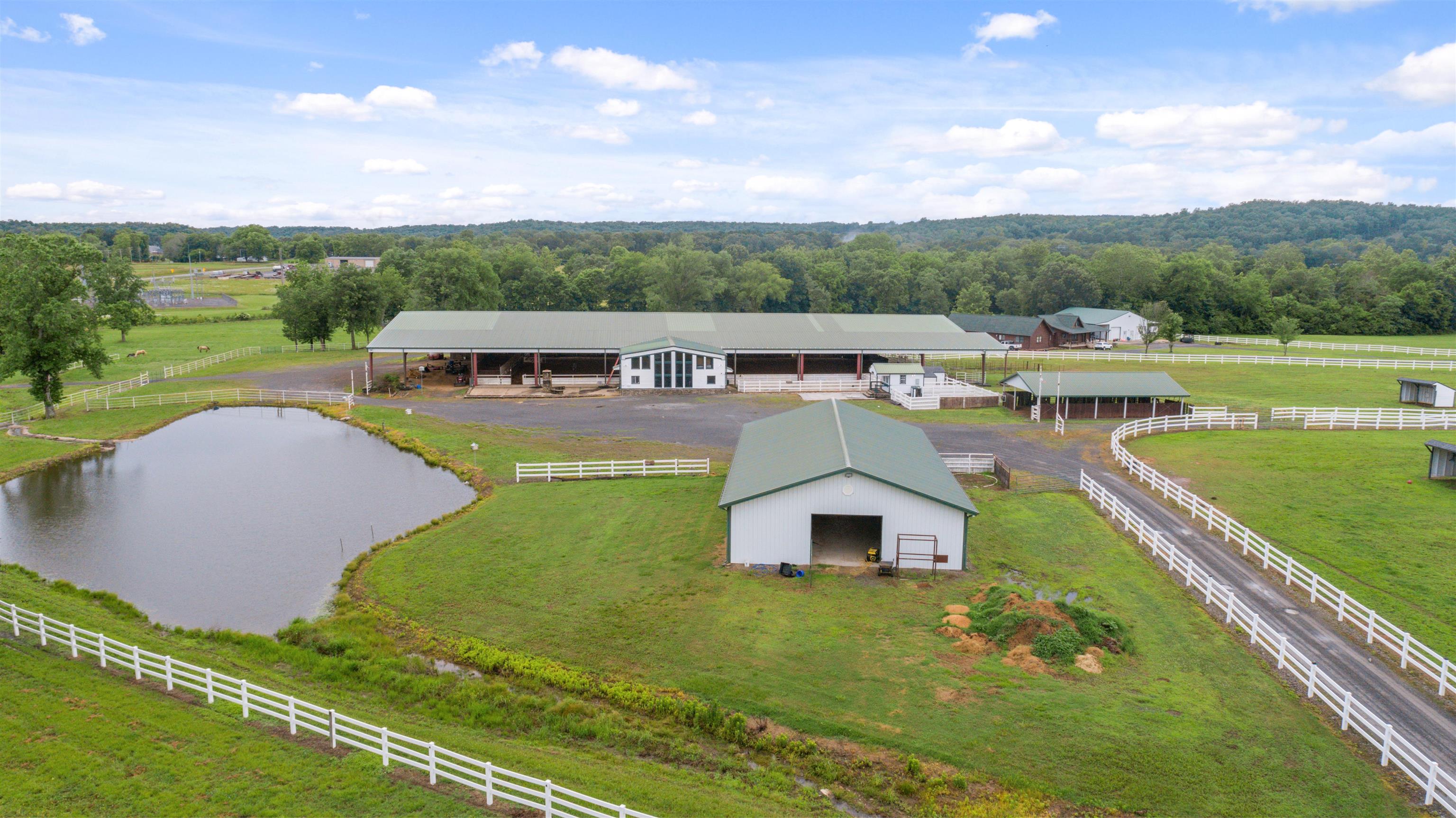 337  Meadowbrook  Bee Branch, AR
