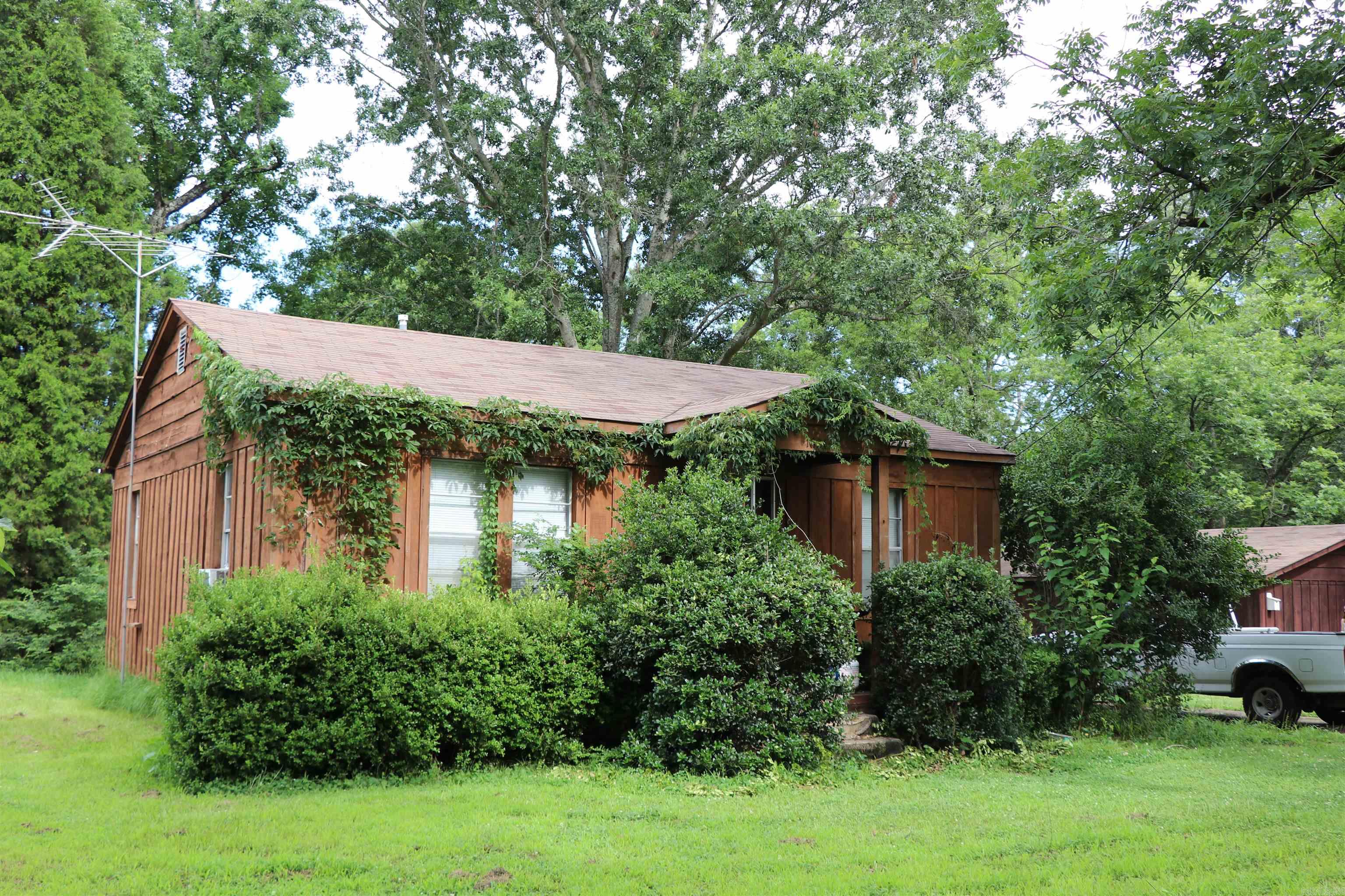 1628  Potts Street  Malvern, AR