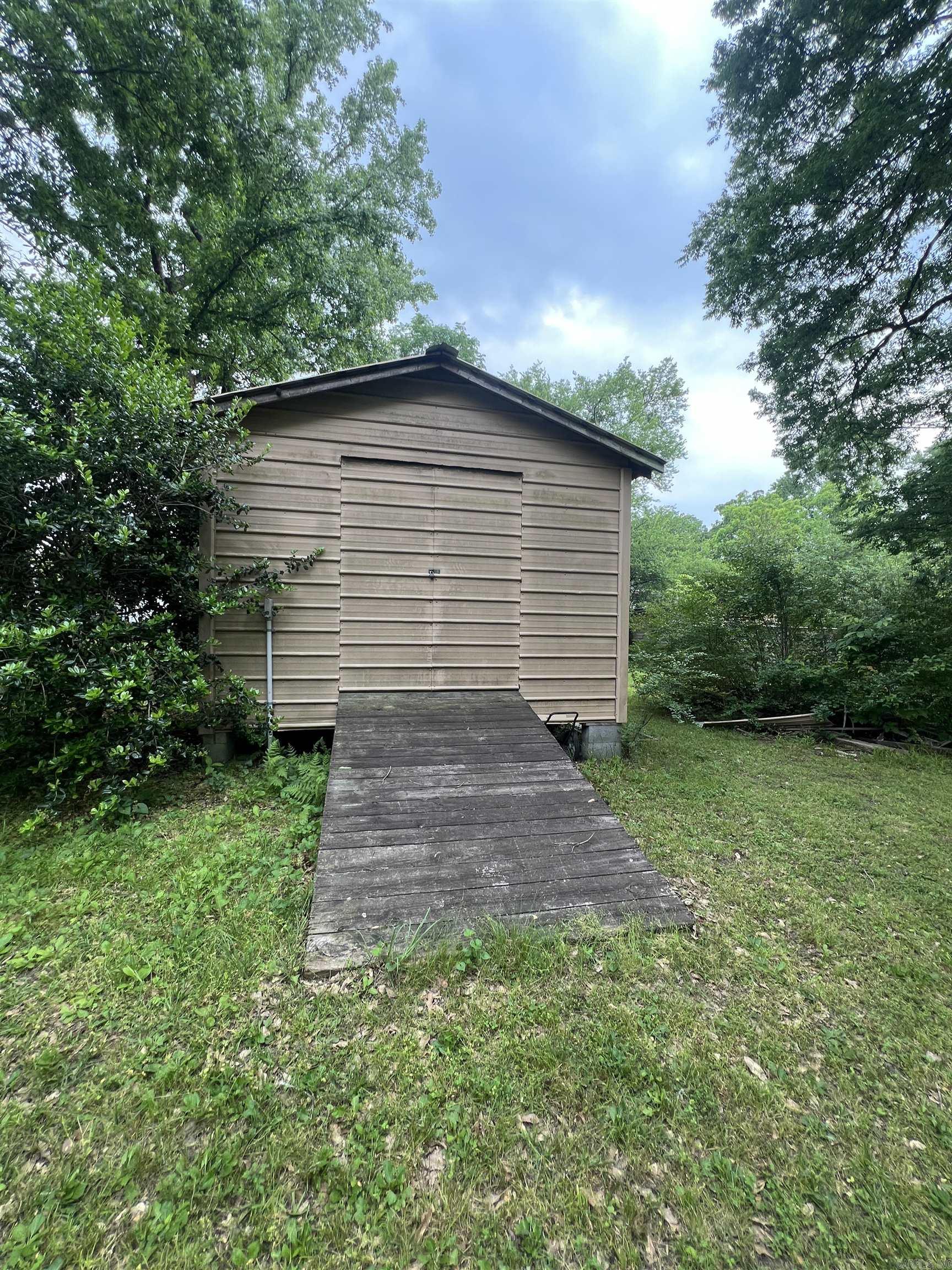 1628  Potts Street  Malvern, AR
