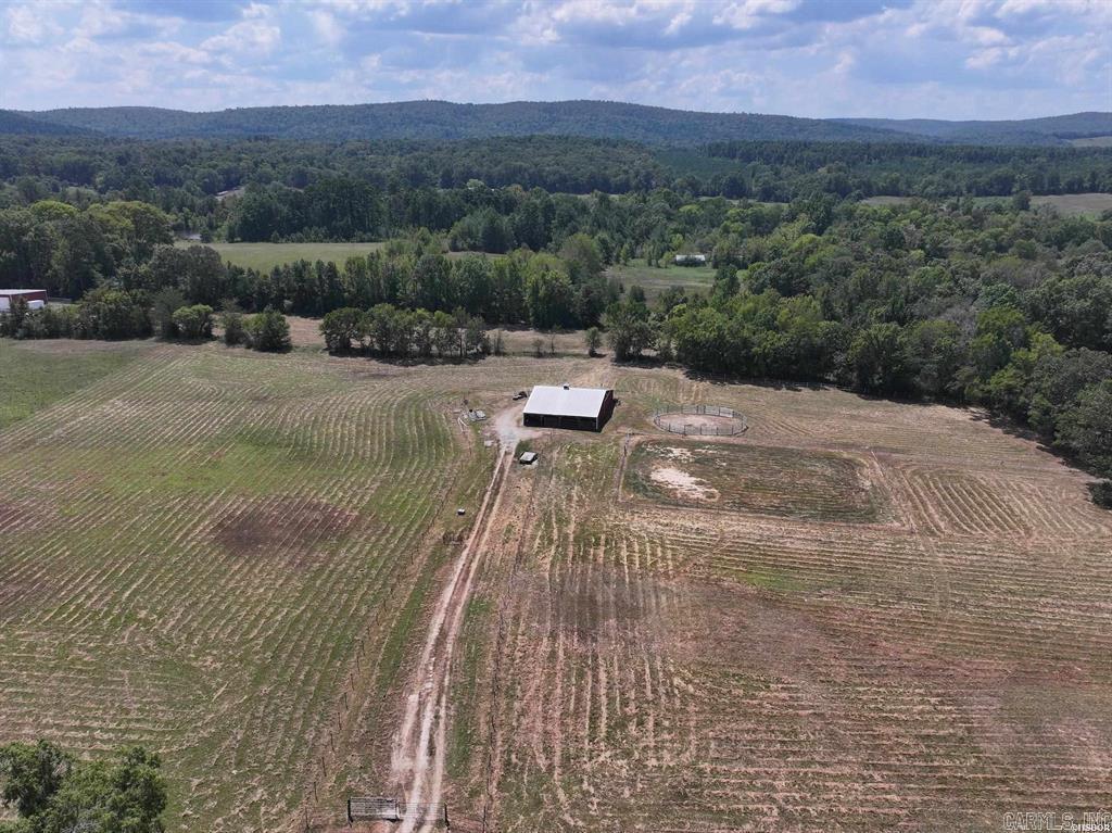 167  Farrs  Hot Springs, AR