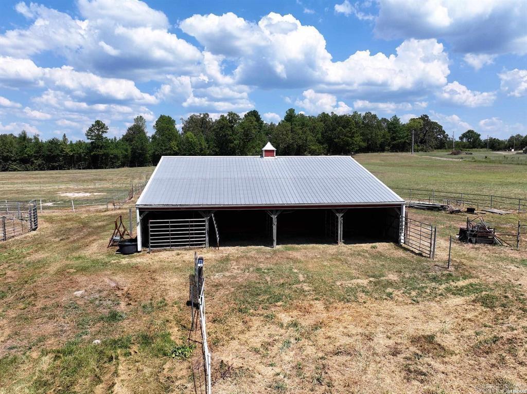 167  Farrs  Hot Springs, AR