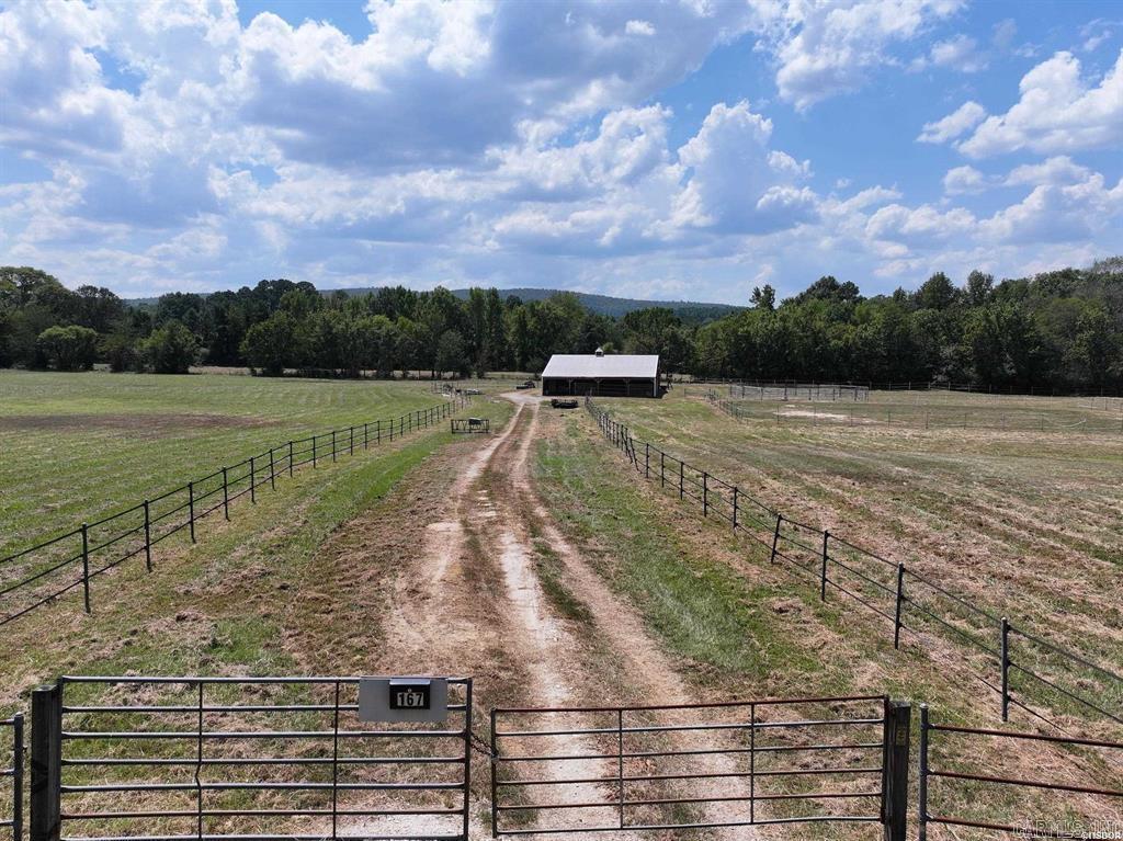 167  Farrs  Hot Springs, AR