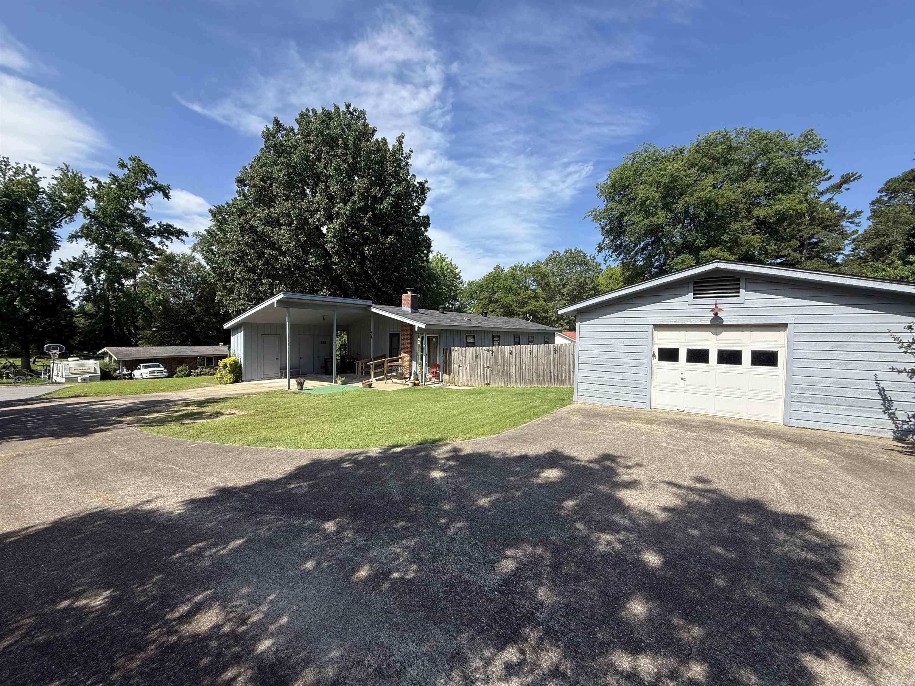 2705  Ranchwood Drive  Benton, AR