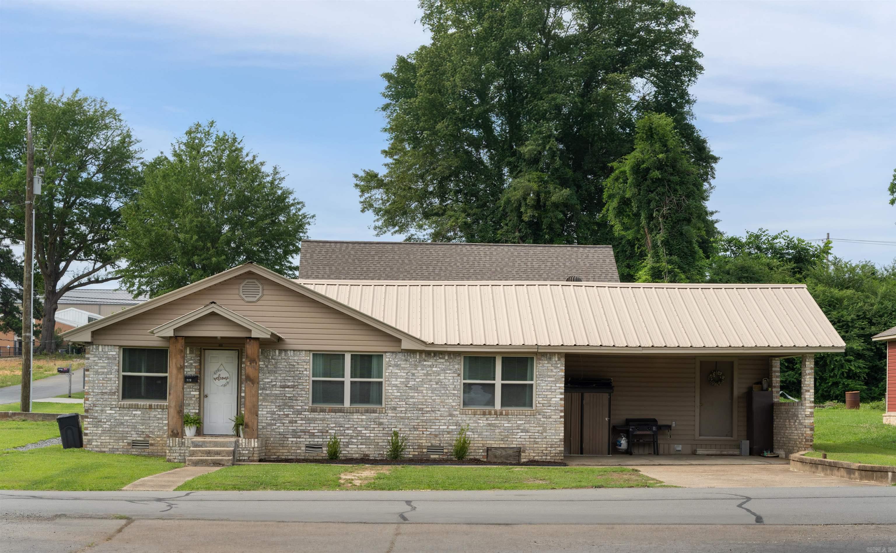 508 W Bell  Sheridan, AR