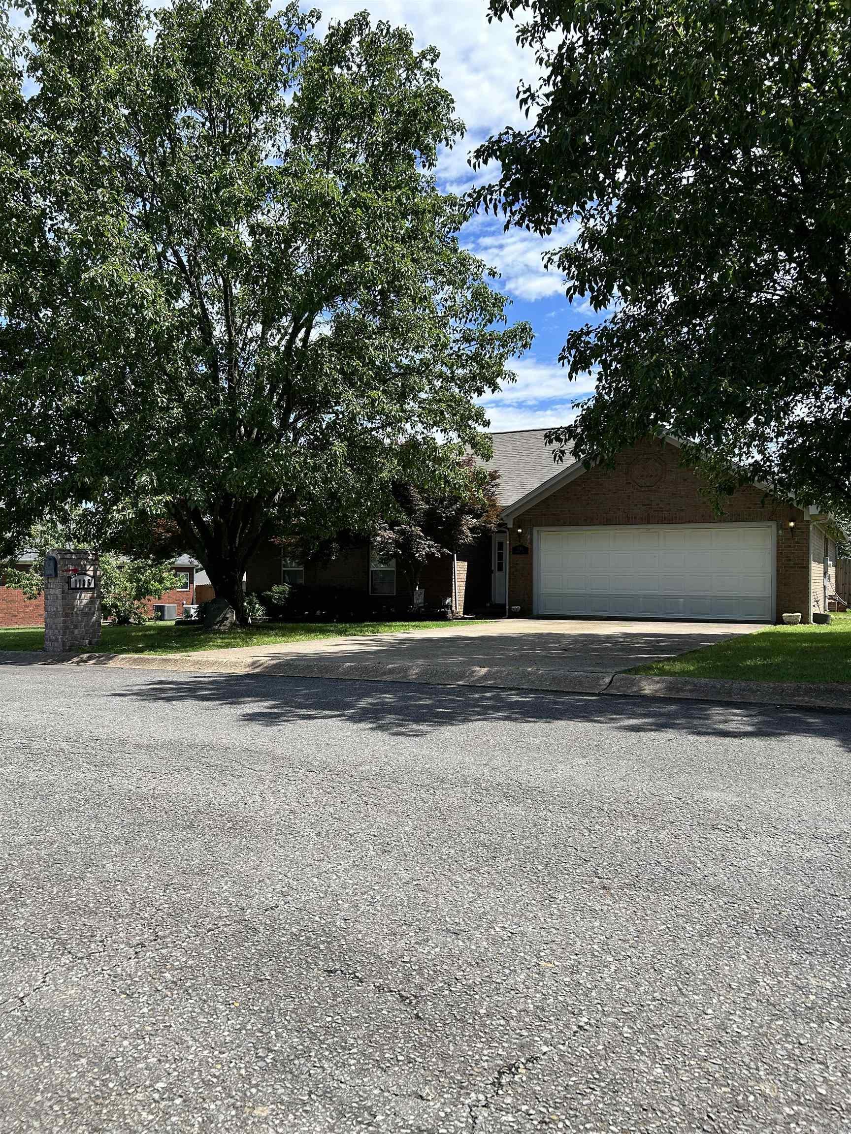 1105  Canrell  Mountain View, AR