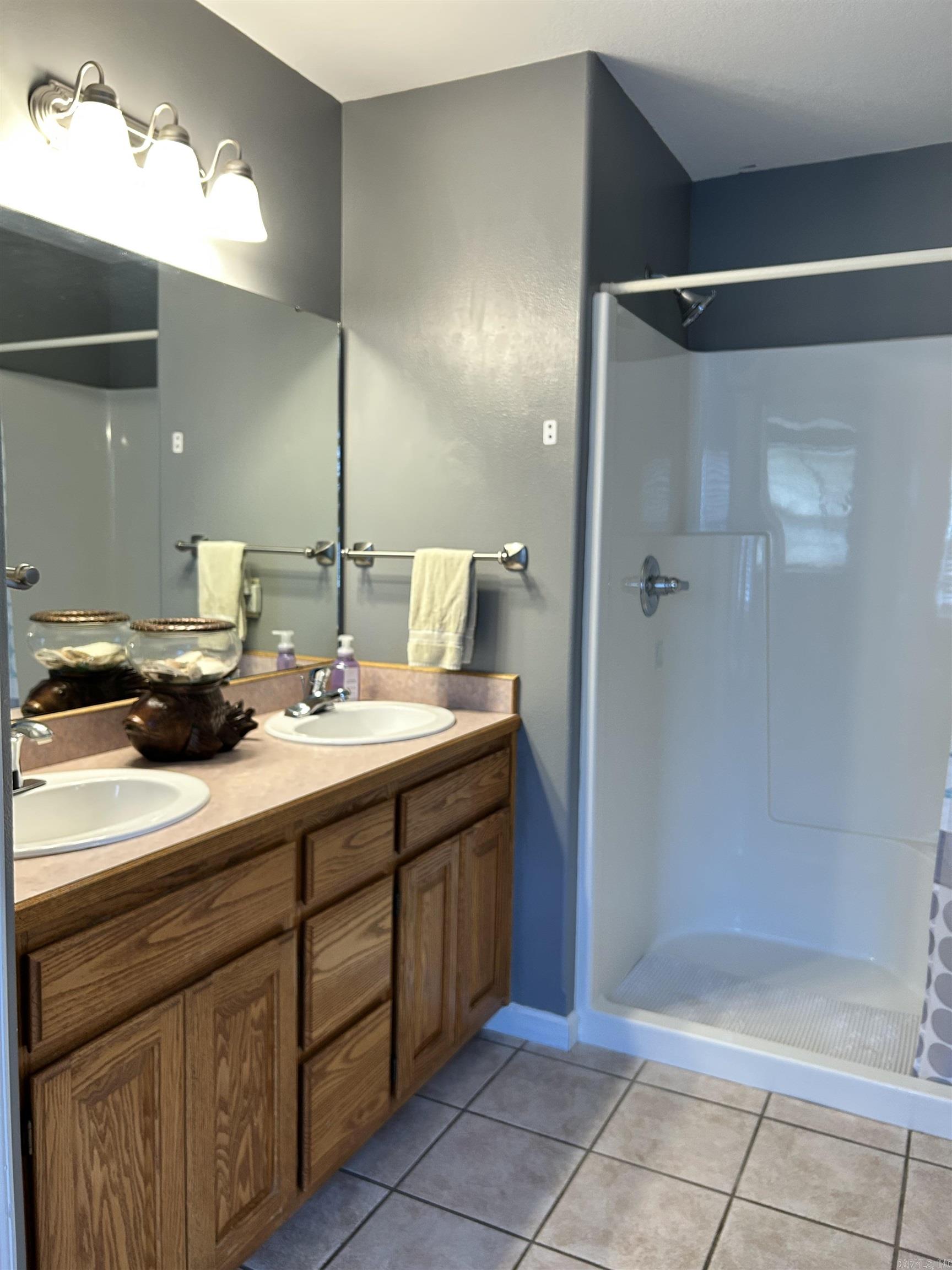 1105  Canrell  Mountain View, AR