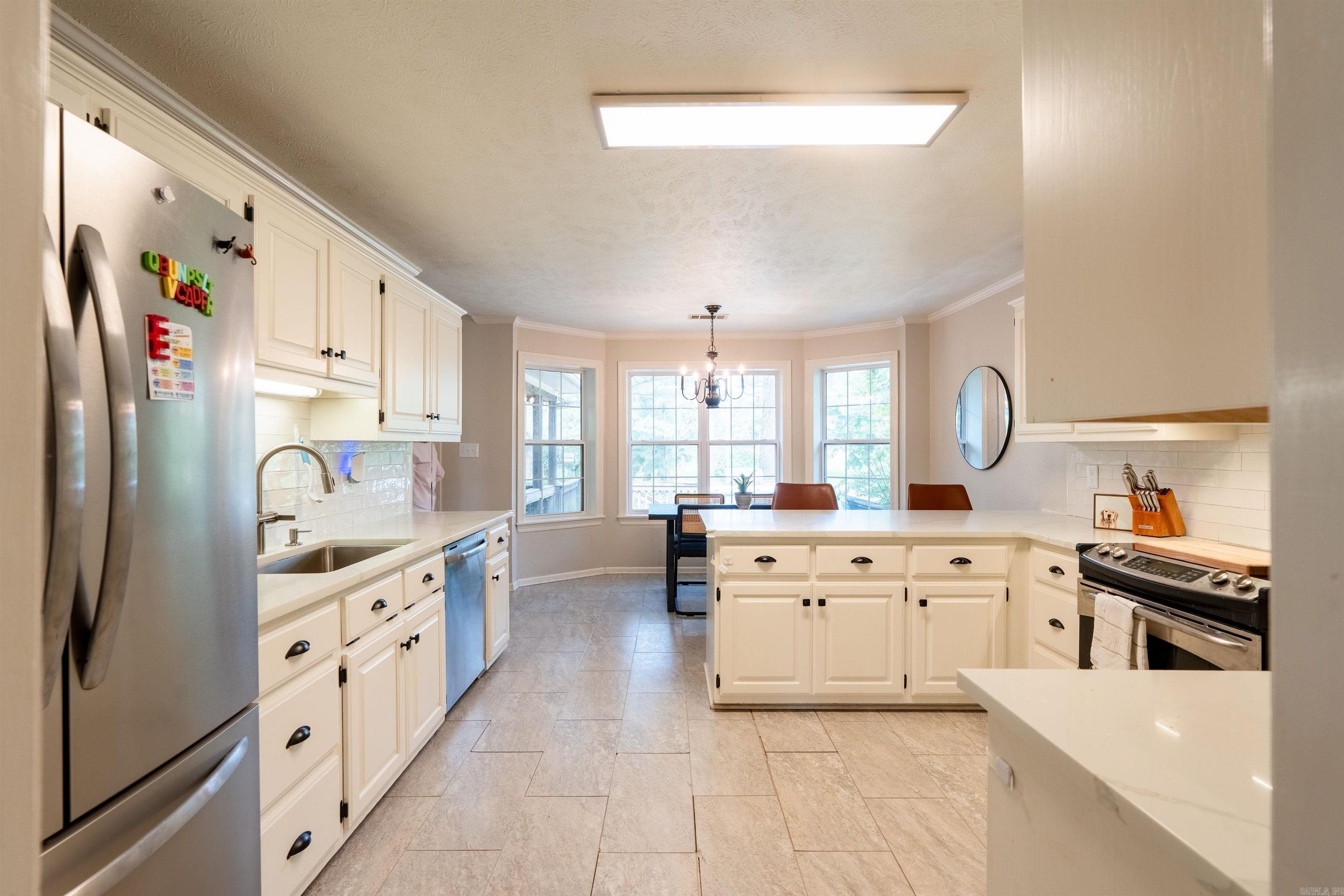 100  Kerryville  Searcy, AR