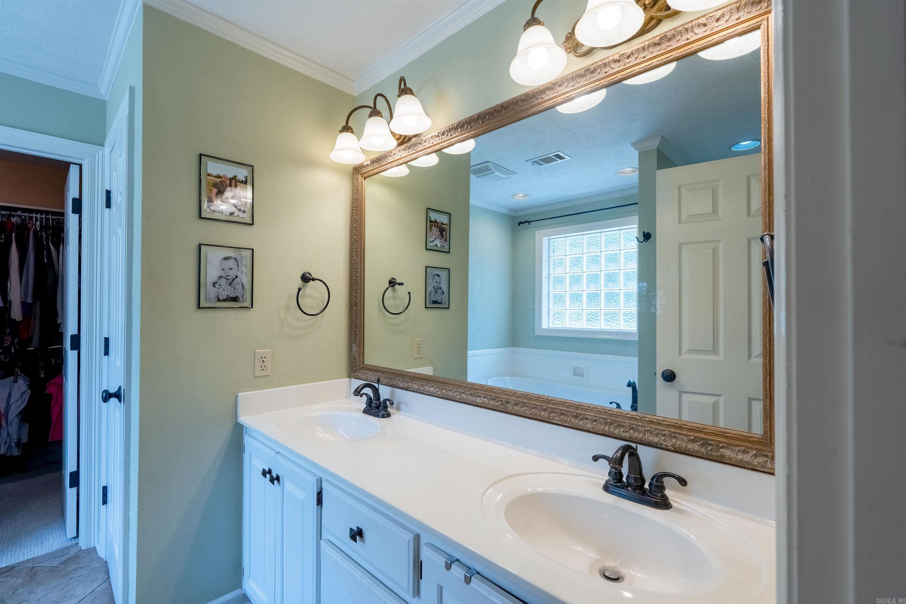 100  Kerryville  Searcy, AR