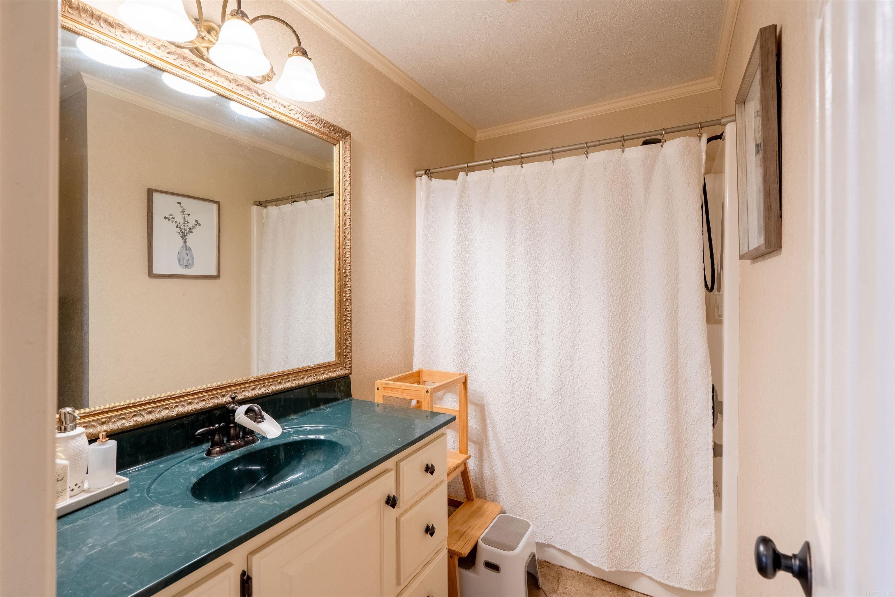 100  Kerryville  Searcy, AR