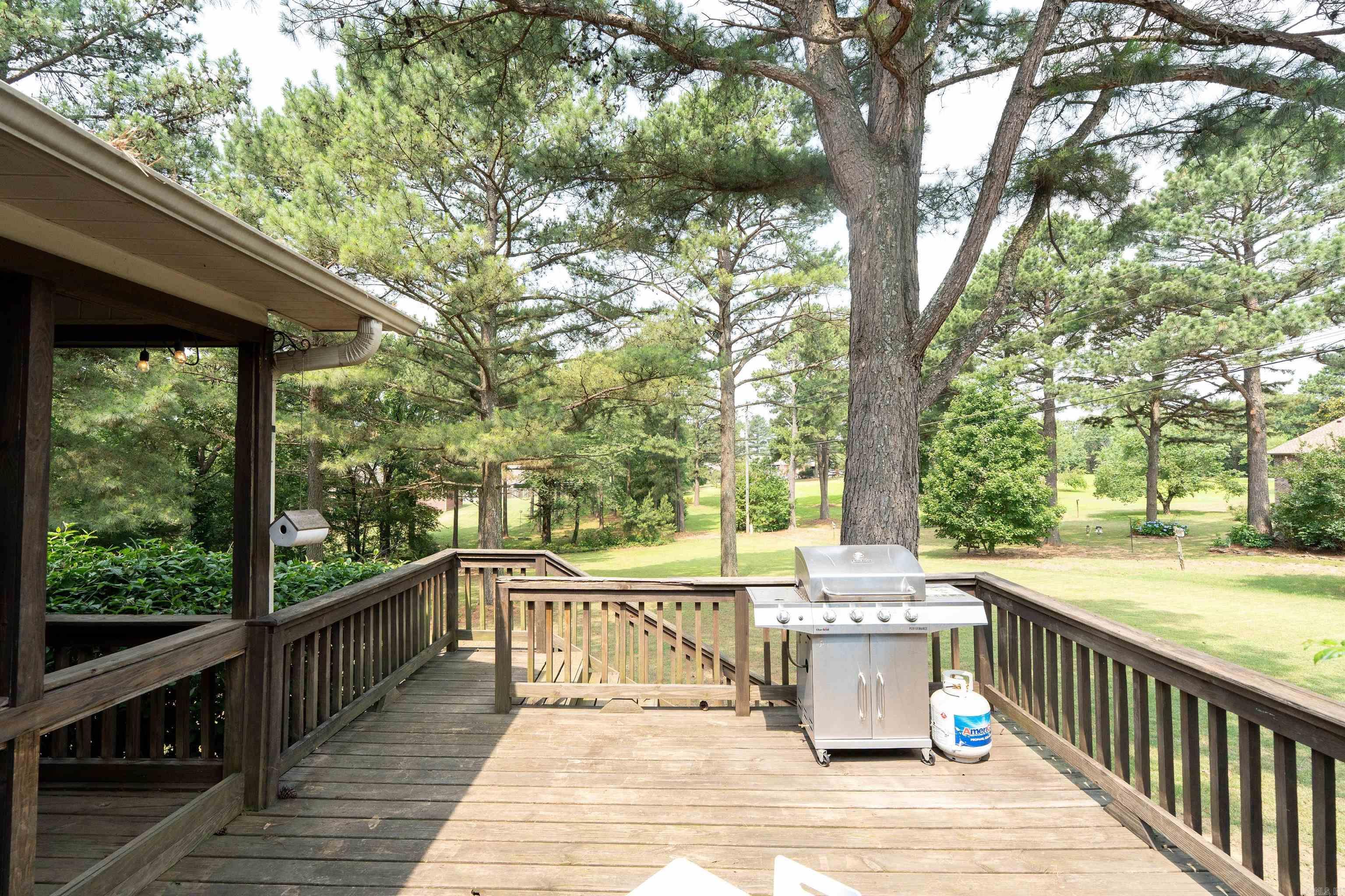 100  Kerryville  Searcy, AR
