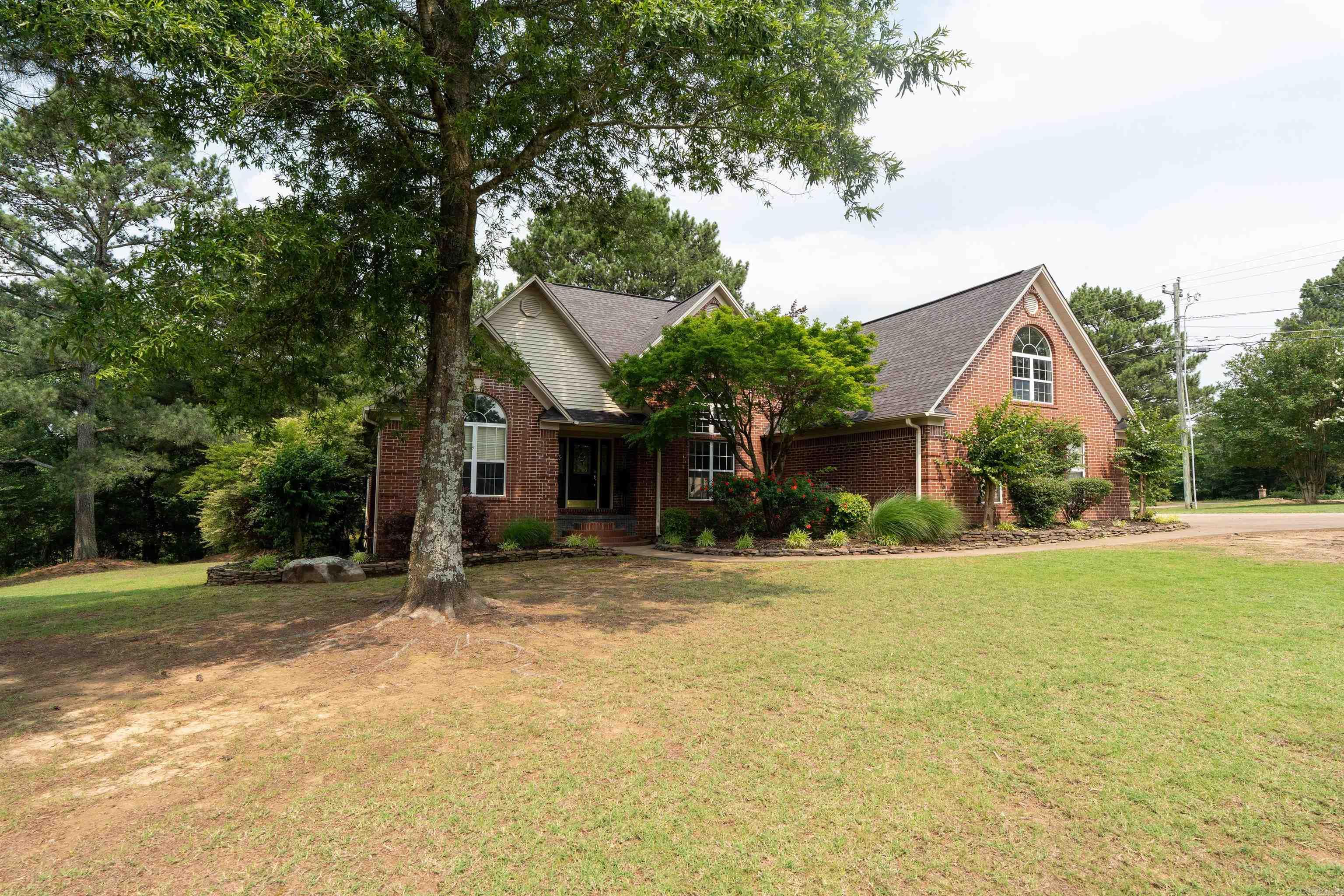 100  Kerryville  Searcy, AR