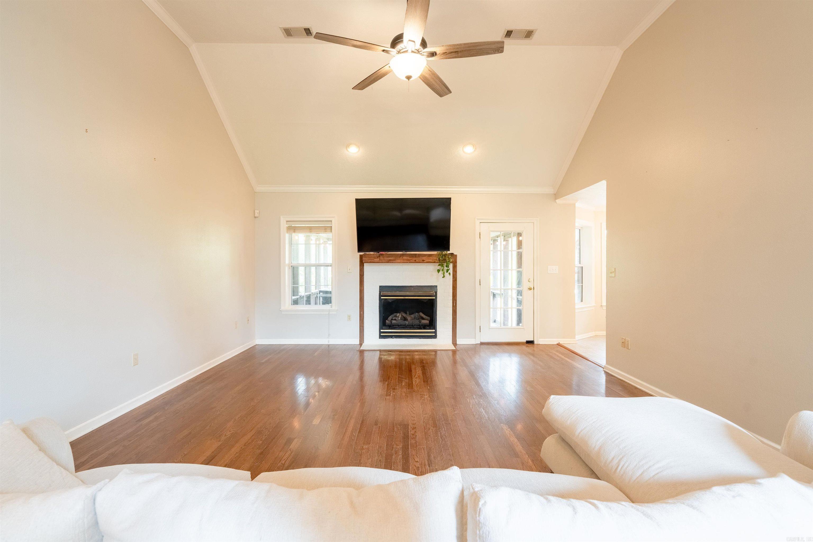 100  Kerryville  Searcy, AR
