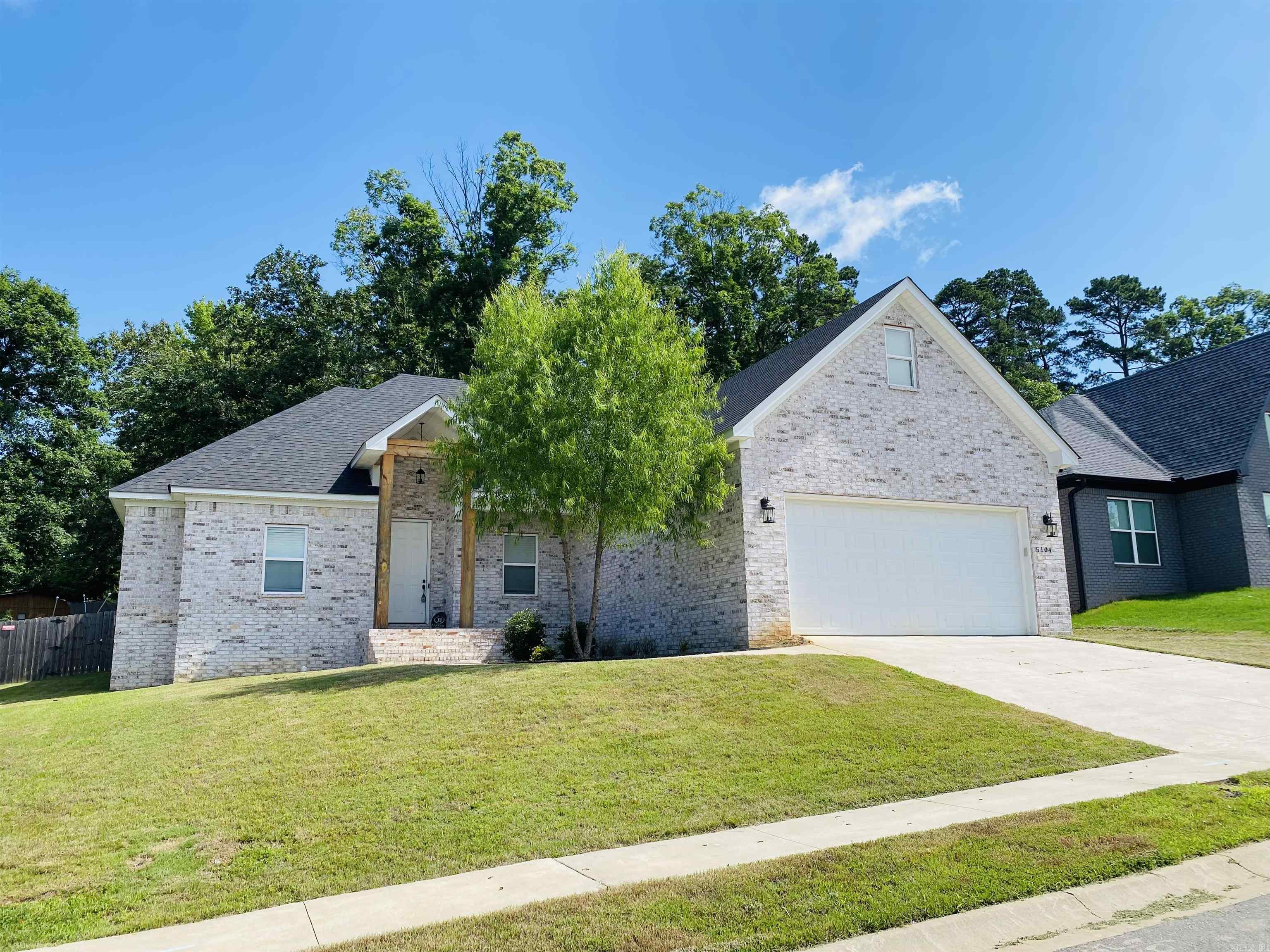 5104  Peace  Alexander, AR