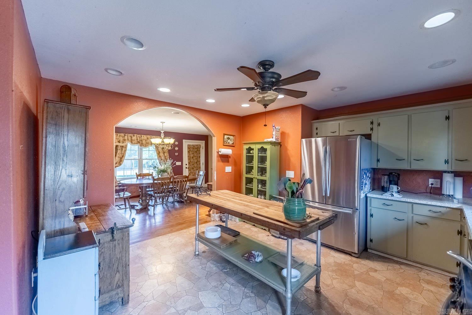 17136  North 9 Highway  Mammoth Spring, AR