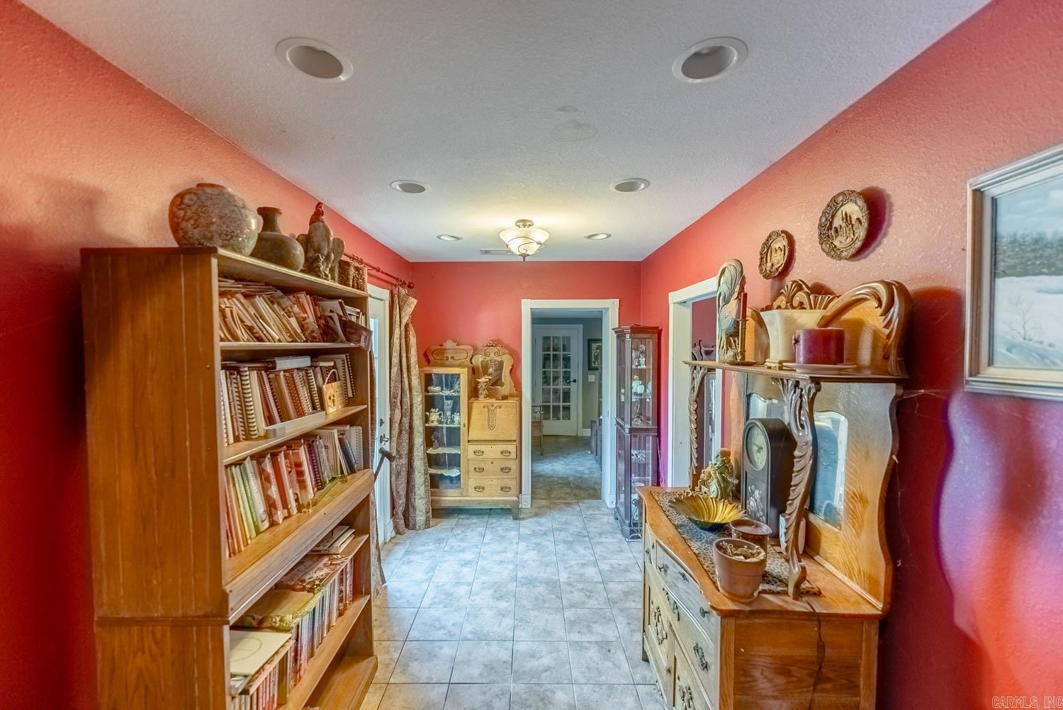 17136  North 9 Highway  Mammoth Spring, AR