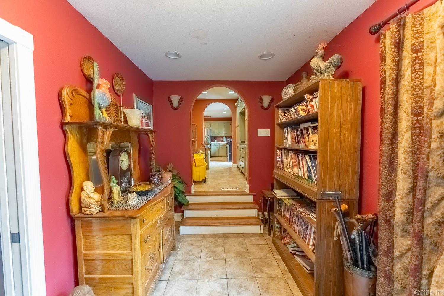 17136  North 9 Highway  Mammoth Spring, AR