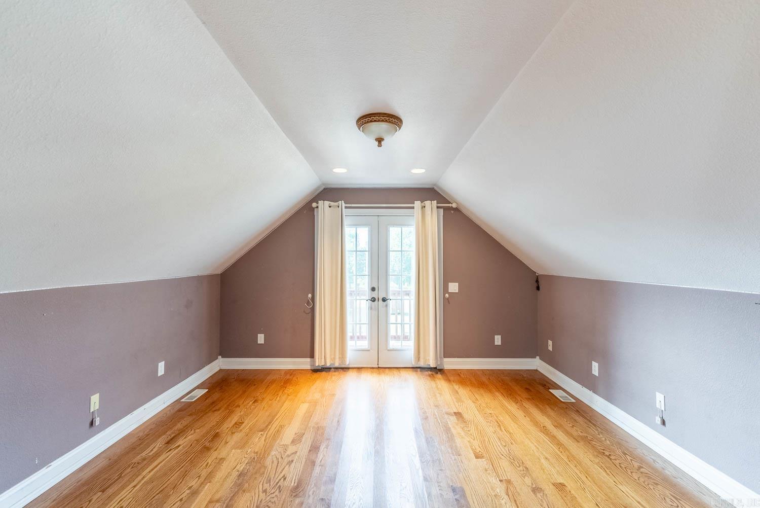 17136  North 9 Highway  Mammoth Spring, AR