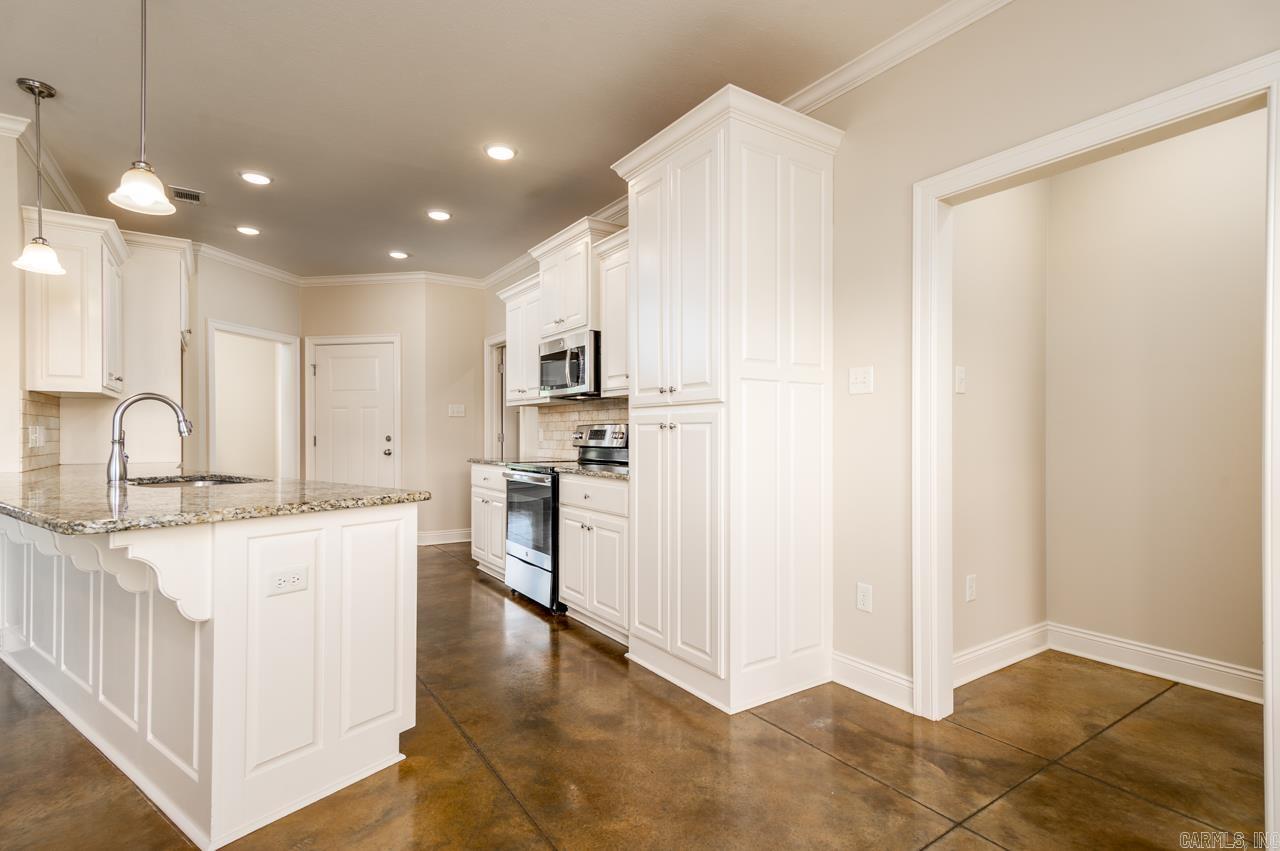 1715  JOSH  Conway, AR