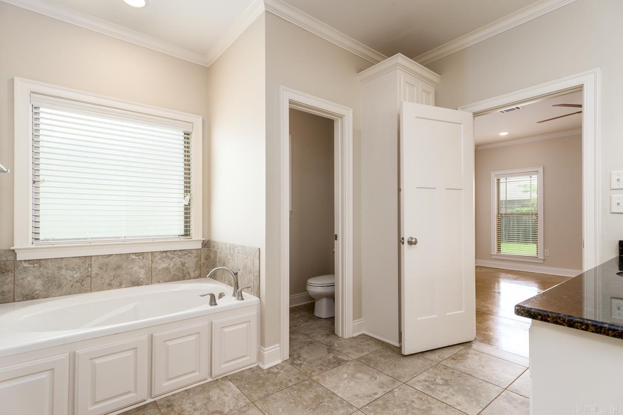 1715  JOSH  Conway, AR