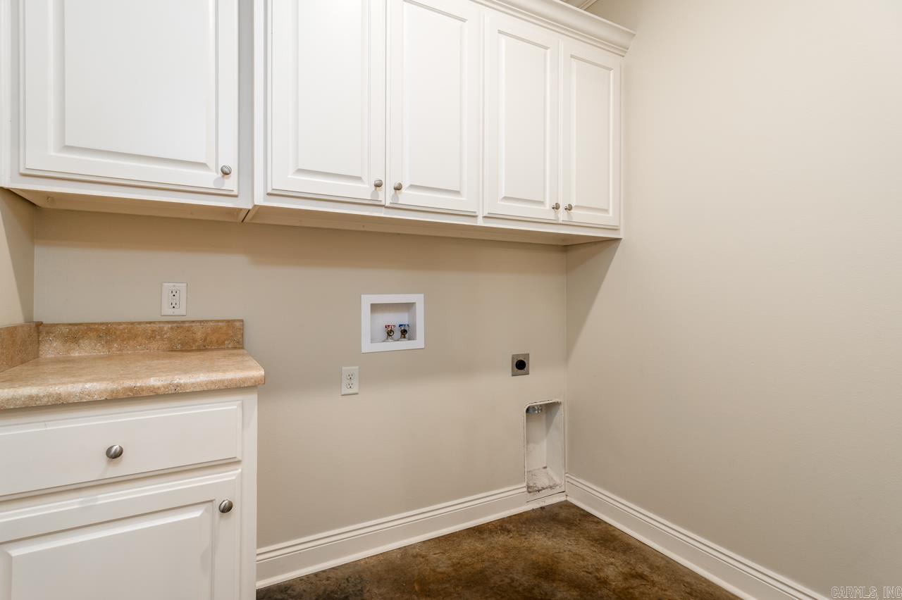 1715  JOSH  Conway, AR