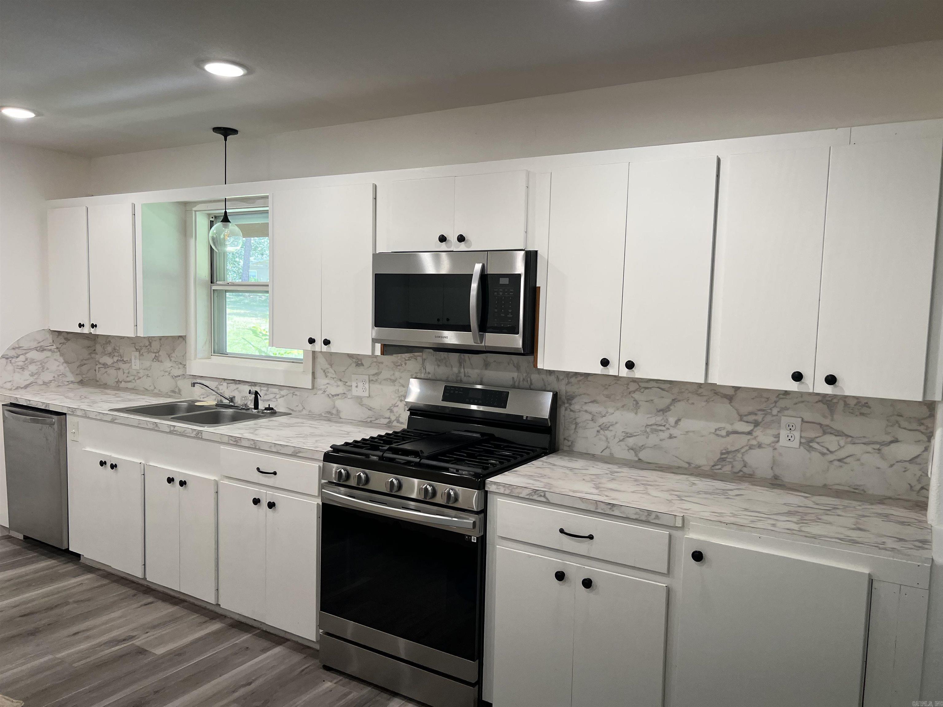 139  Eagle Circle  Mountain View, AR