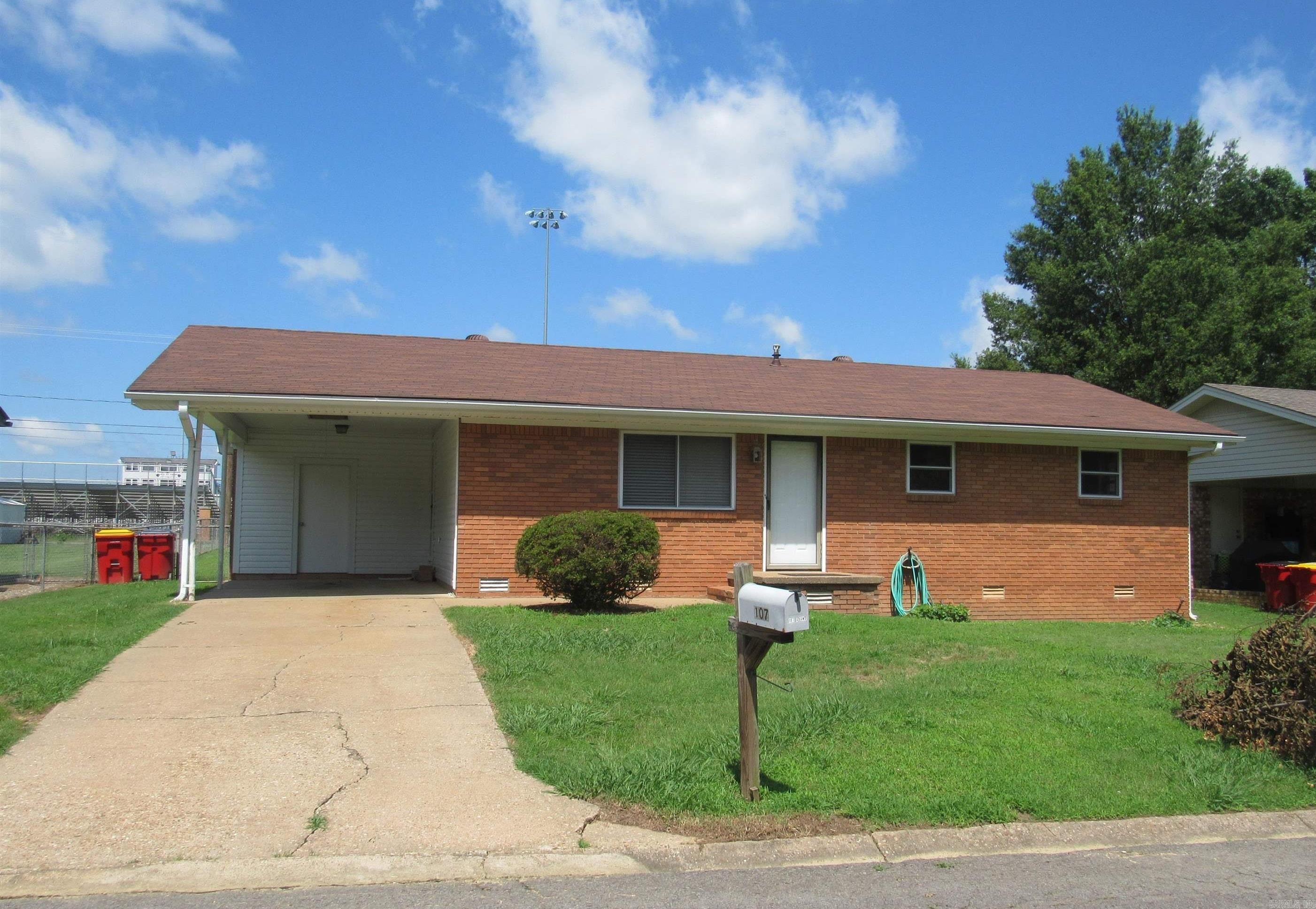 107  ADAMS  Morrilton, AR