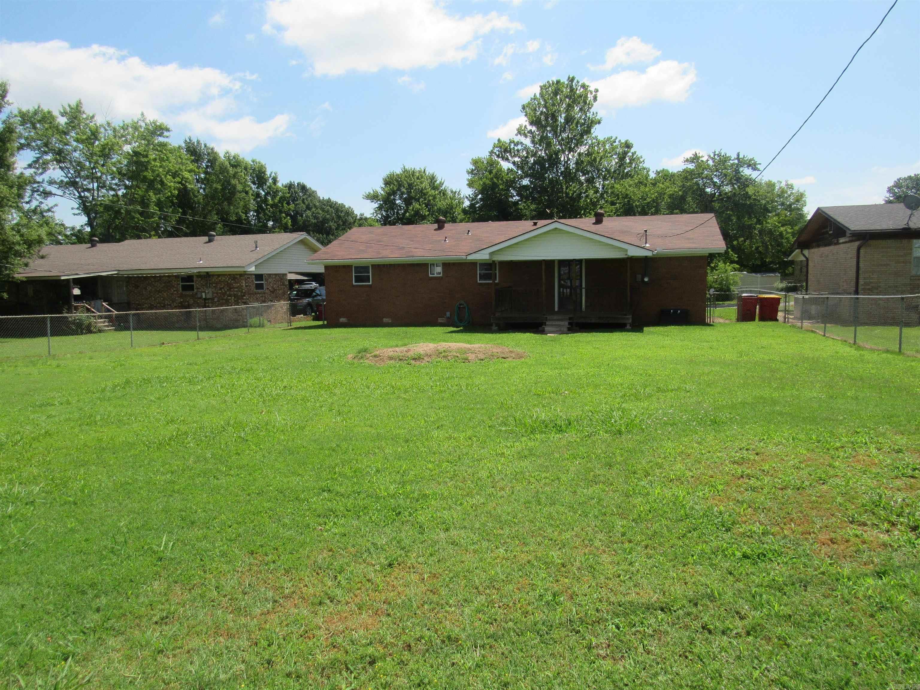 107  ADAMS  Morrilton, AR