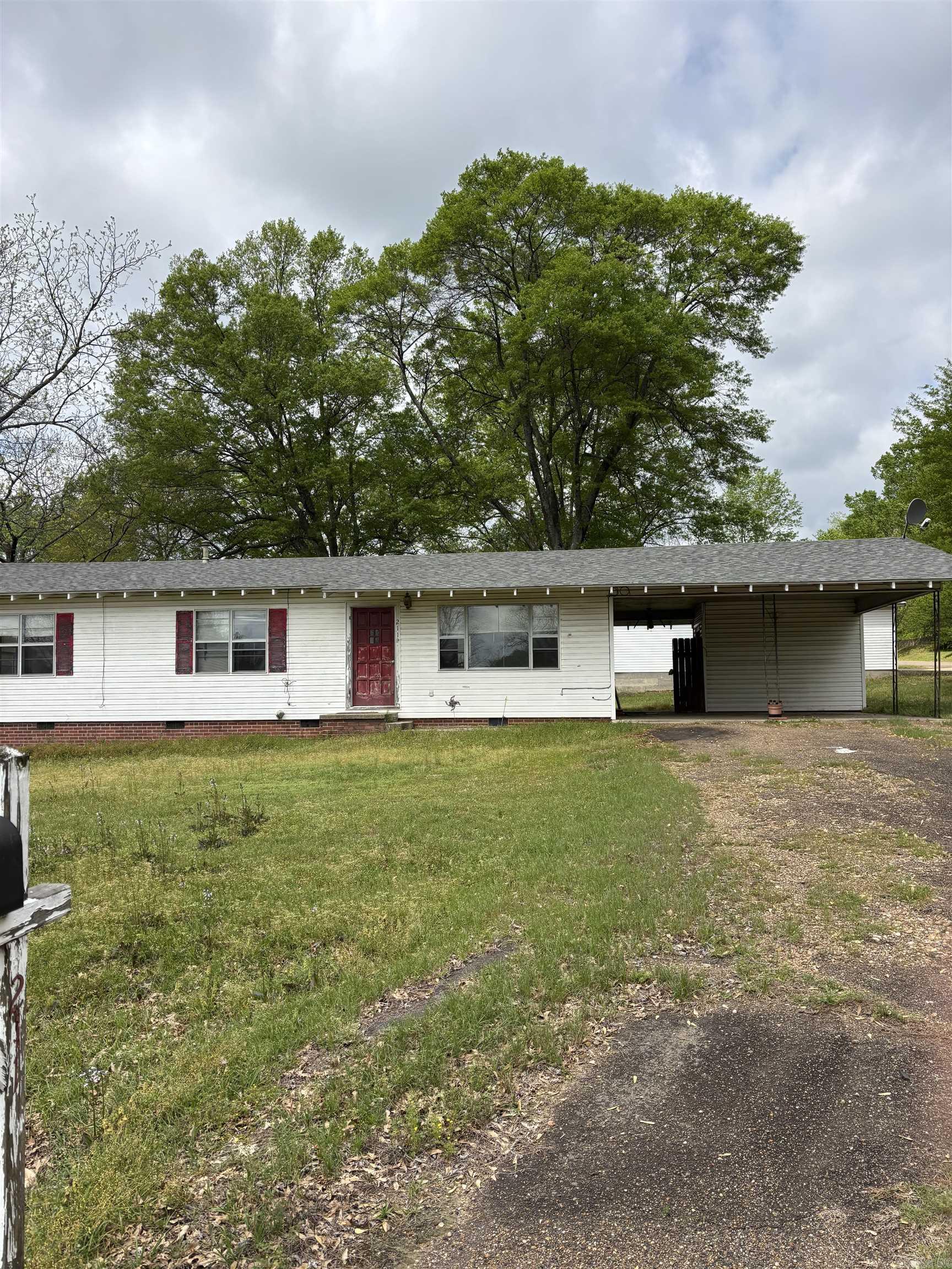 211  Murray  Dierks, AR