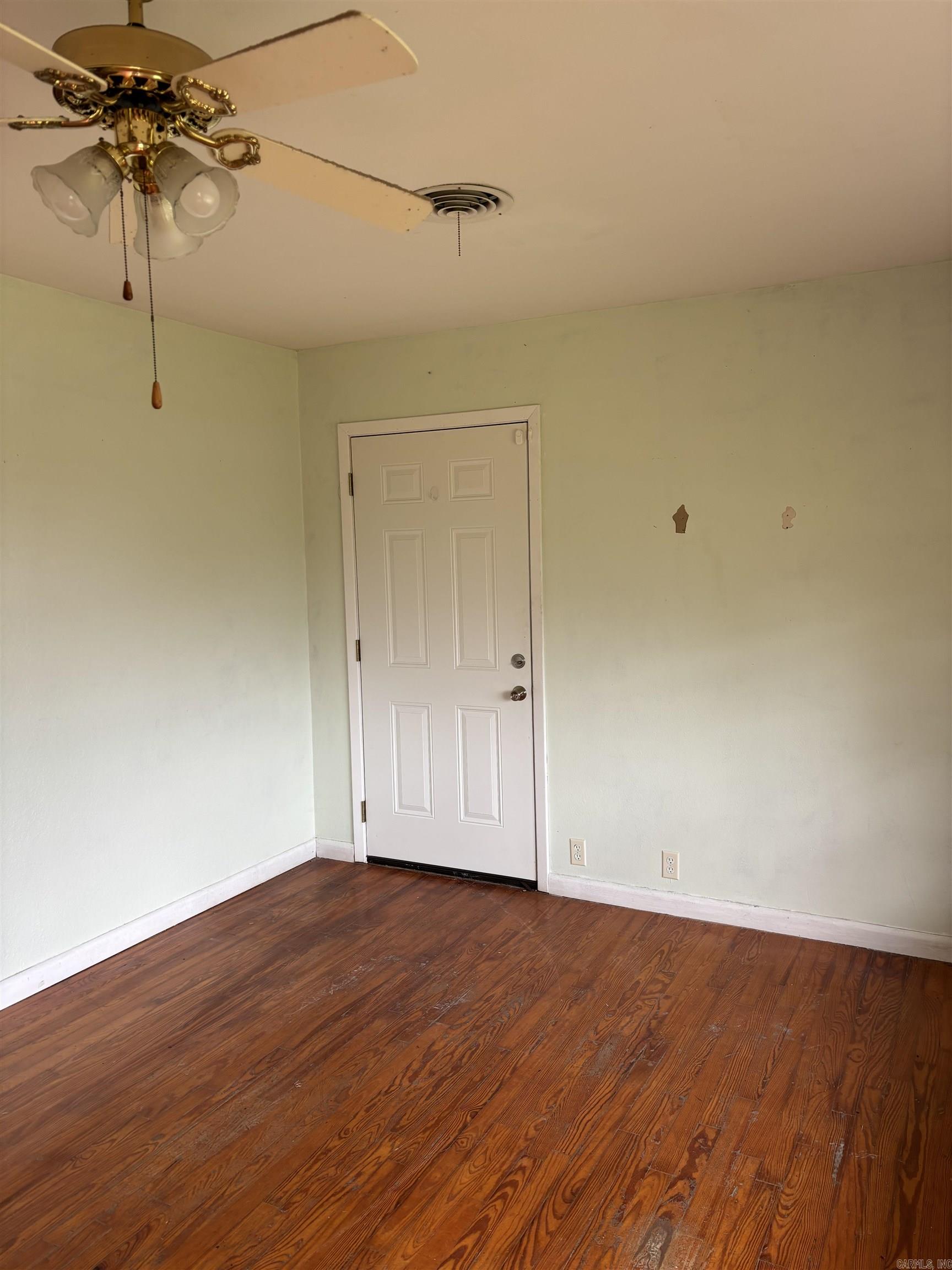 211  Murray  Dierks, AR