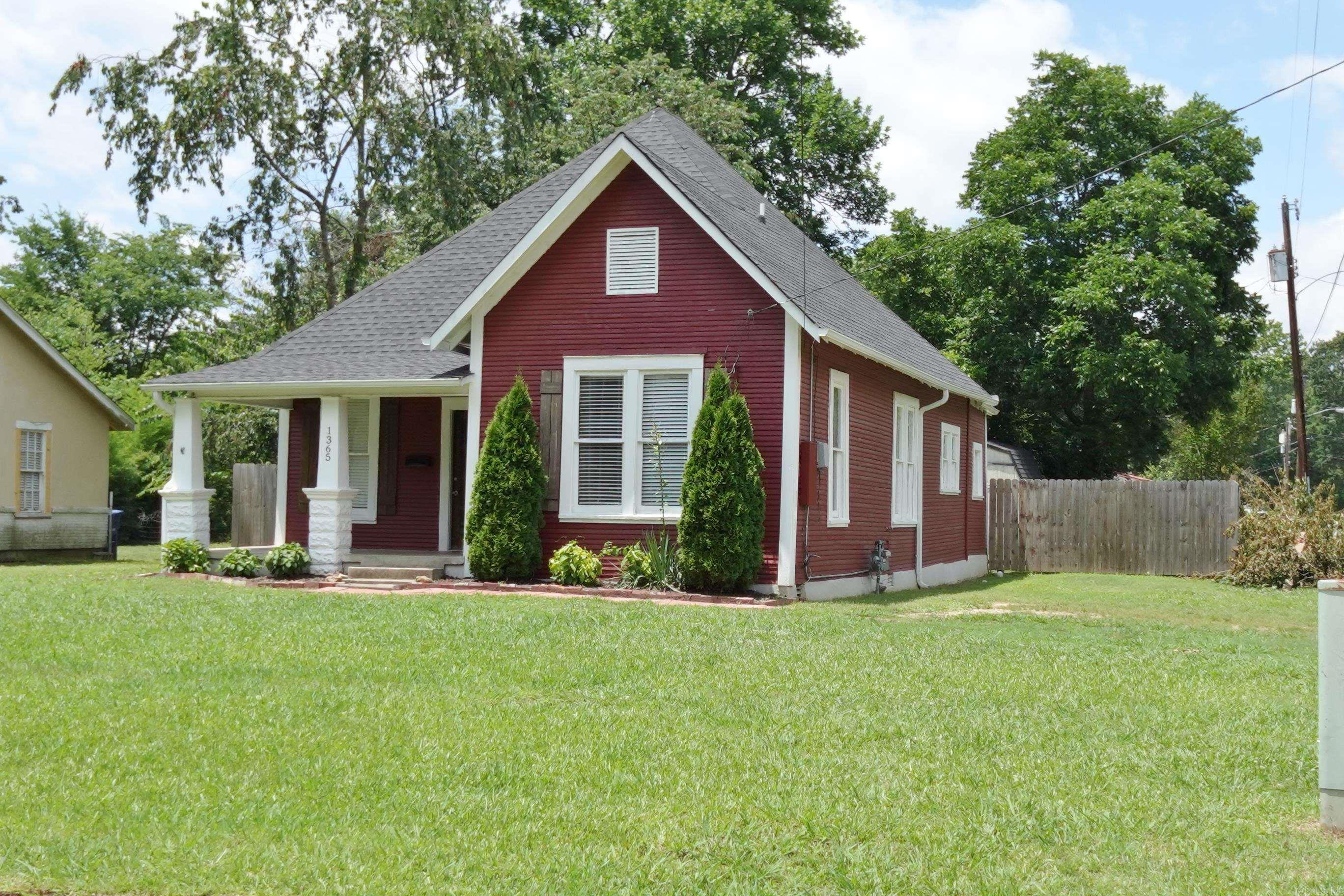 1365  Mitchell St.  Conway, AR