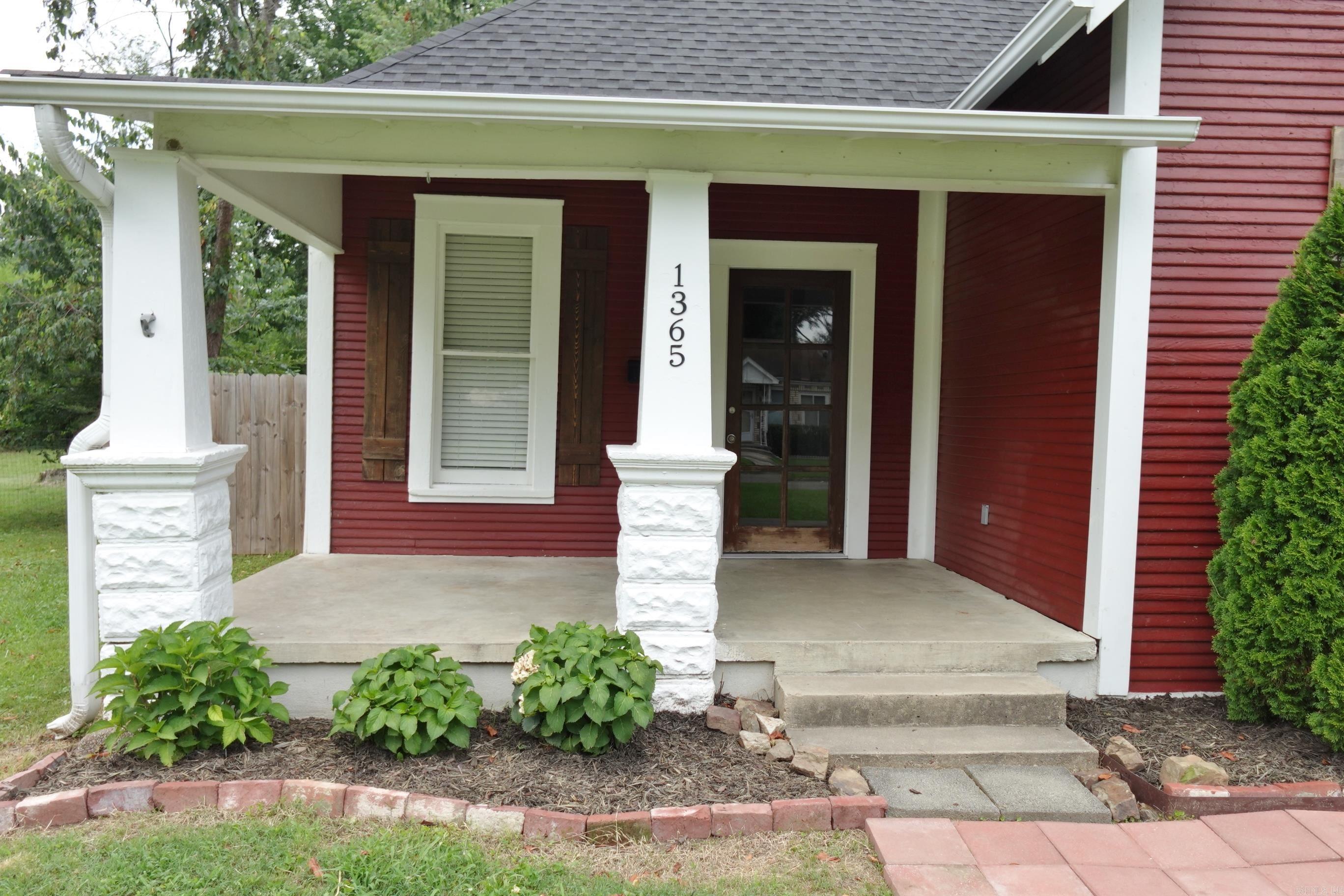 1365  Mitchell St.  Conway, AR